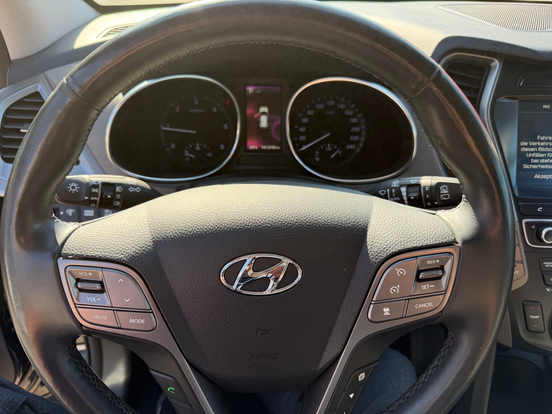 HYUNDAI Grand Santa Fe 2.2 CRDi Premium 7P-image-7