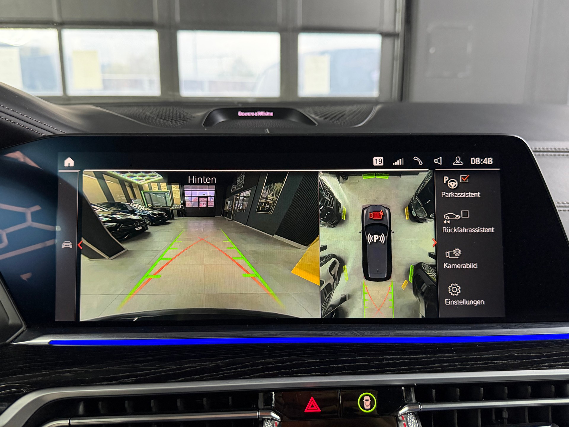 BMW X7 xDrive 48V 40d Steptronic-image-21