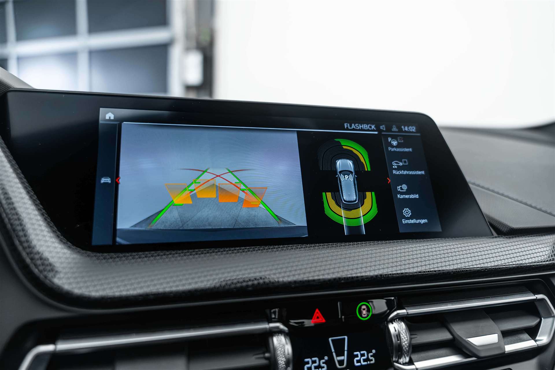 BMW M135i xDrive Steptronic 306PS-image-19