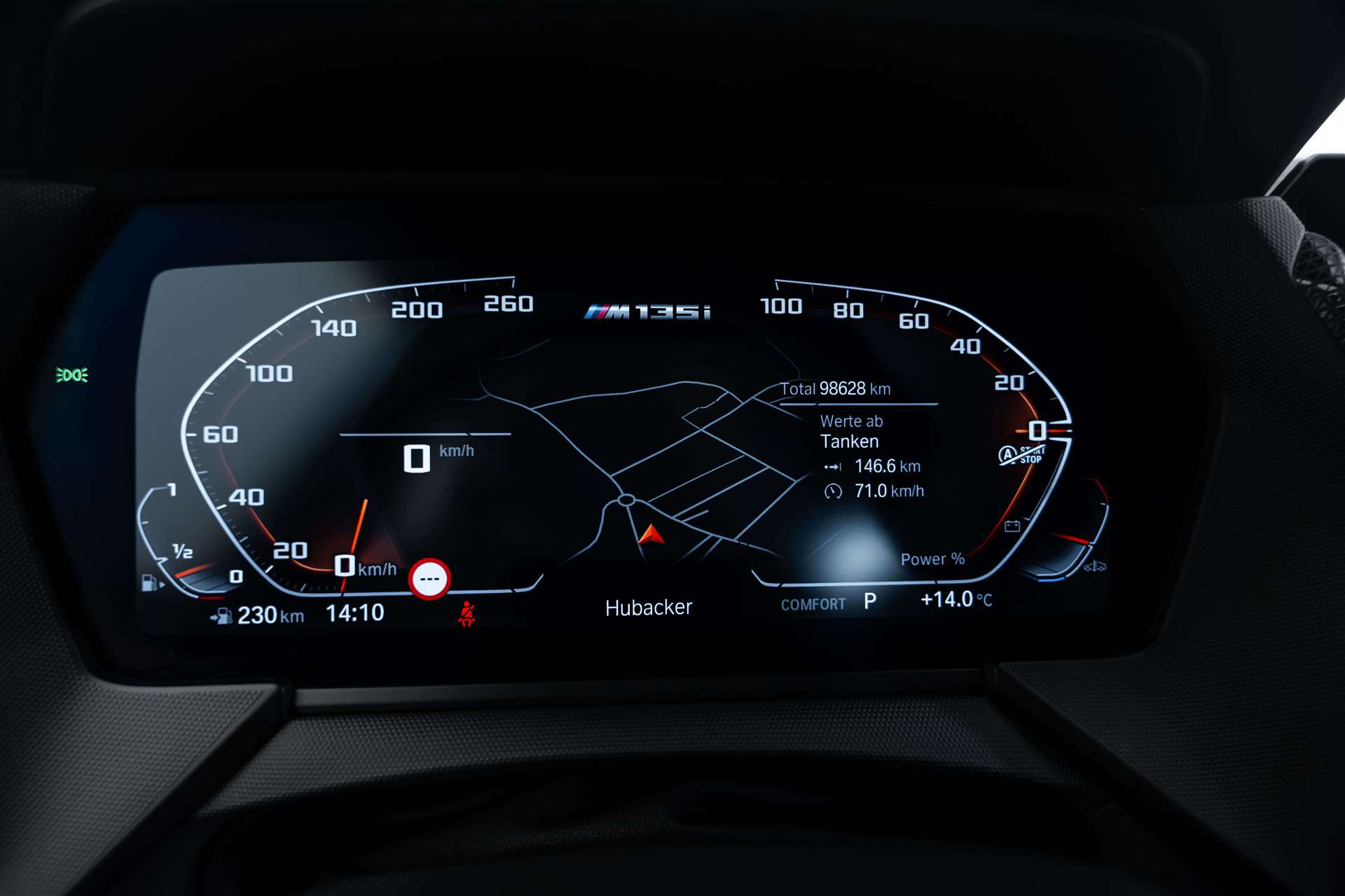 BMW M135i xDrive Steptronic 306PS-image-24