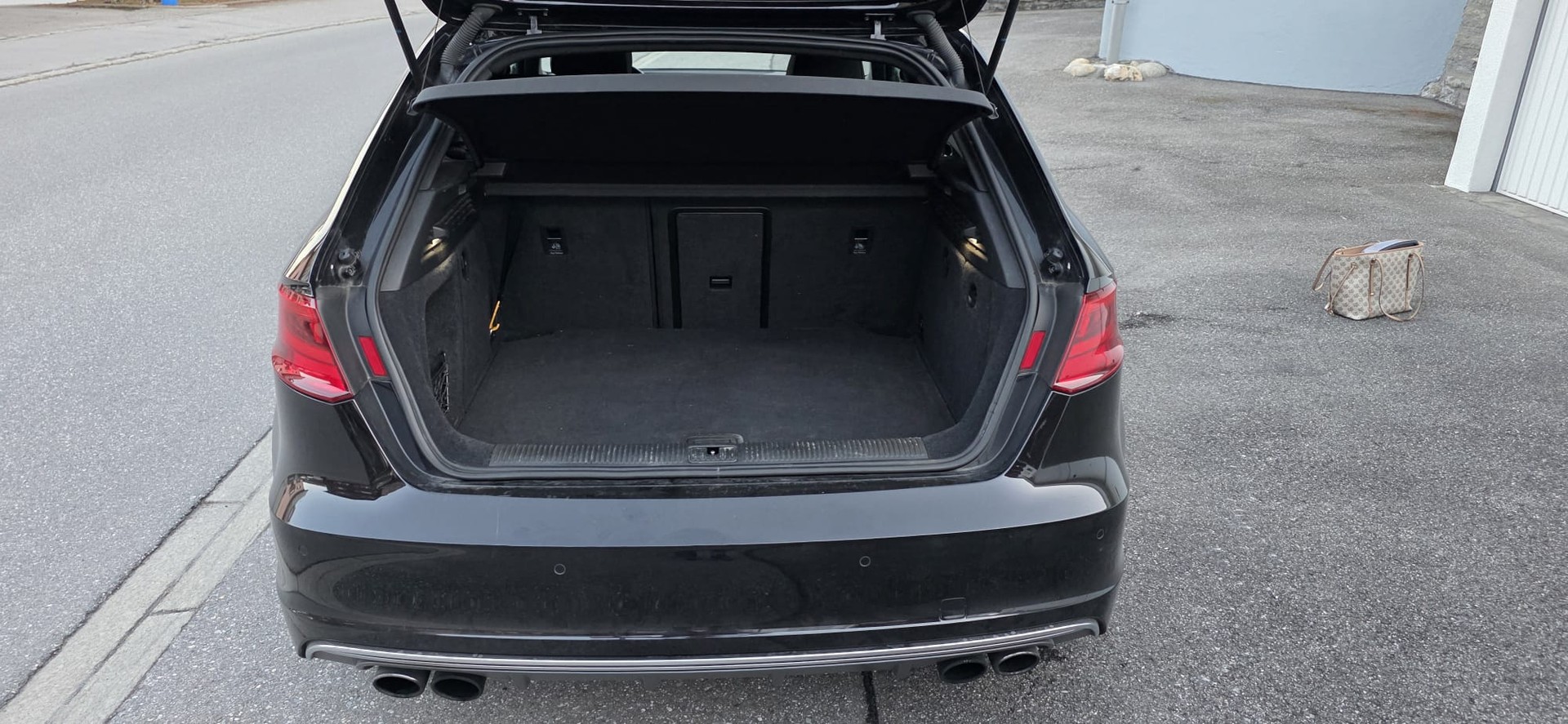 AUDI Audi S3 TFSI quattro | B&O | Pano | Scheckheft-image-15