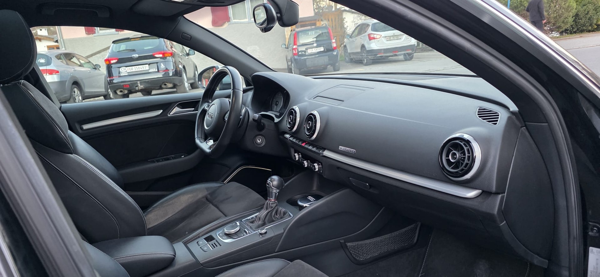 AUDI Audi S3 TFSI quattro | B&O | Pano | Scheckheft-image-10
