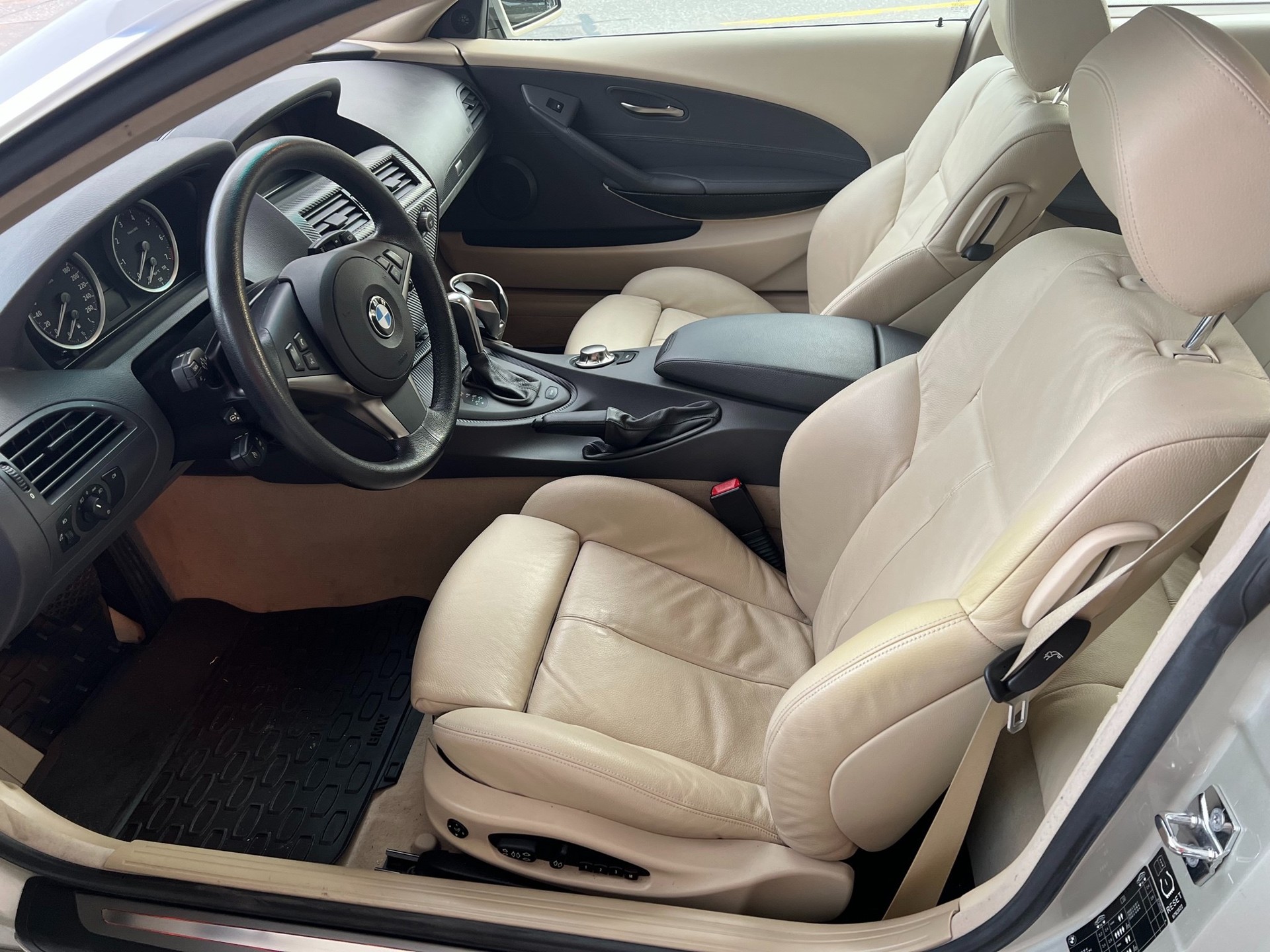 BMW 645i-image-8