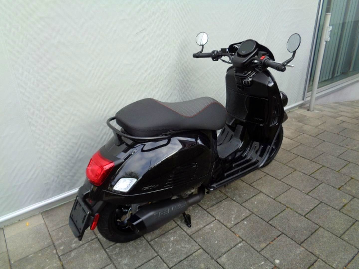 PIAGGIO VESPA GTV 300 RST-image-5