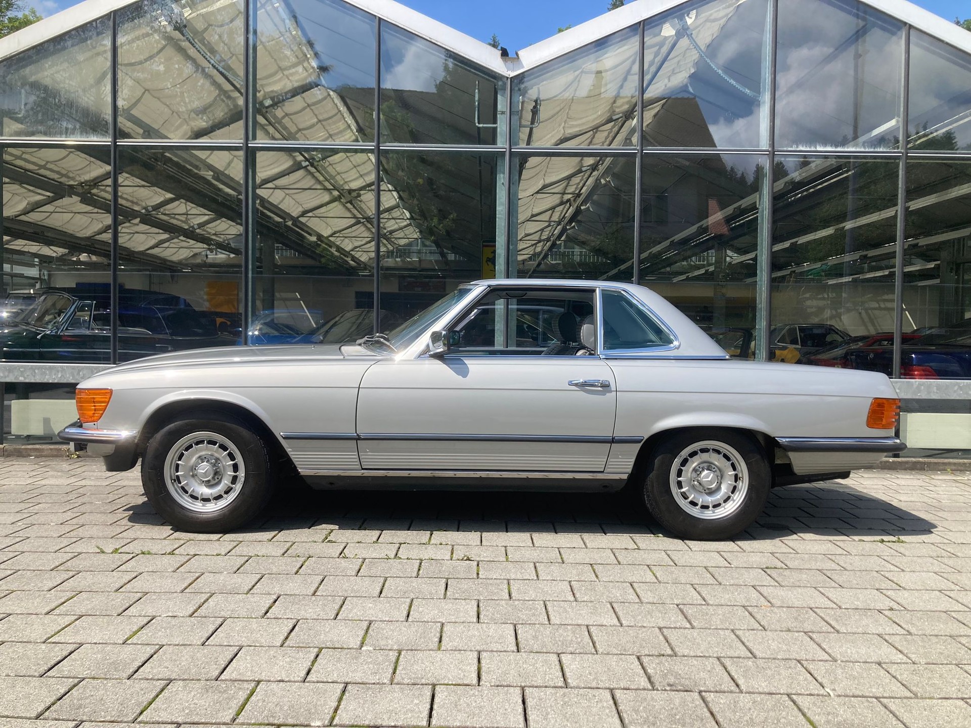 MERCEDES-BENZ SL 280-showroom-element-2