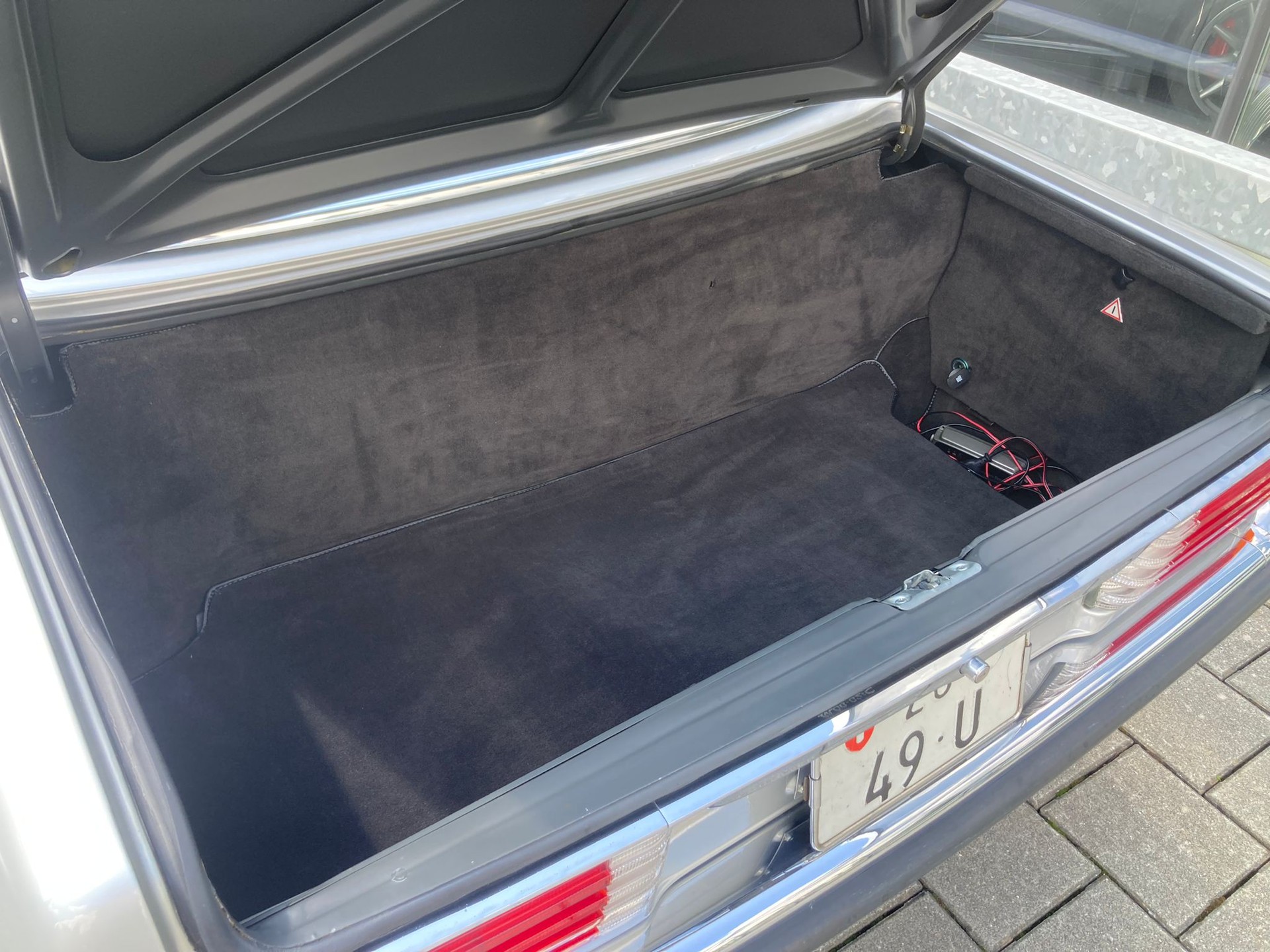 MERCEDES-BENZ SL 280-image-16