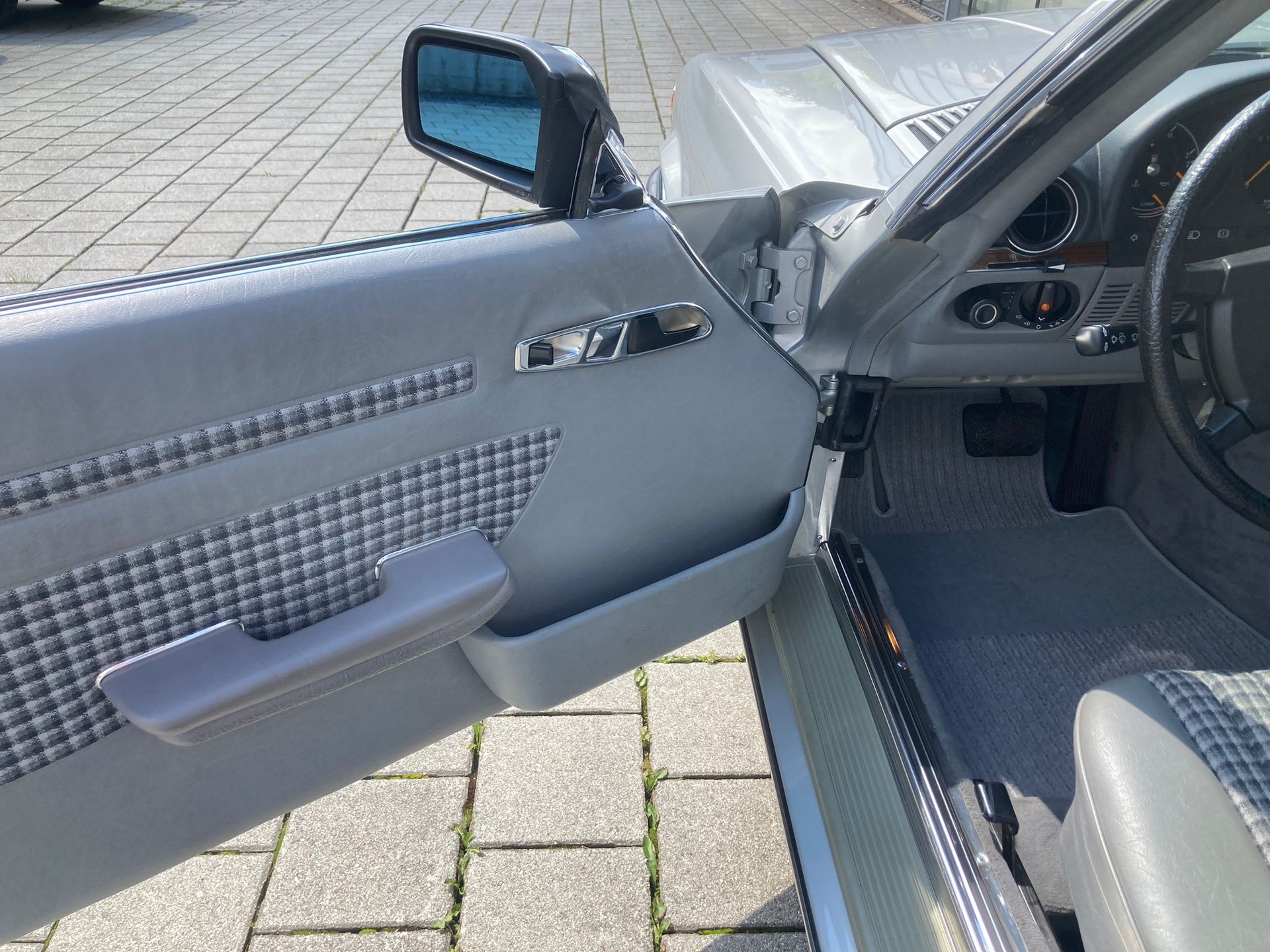 MERCEDES-BENZ SL 280-image-9