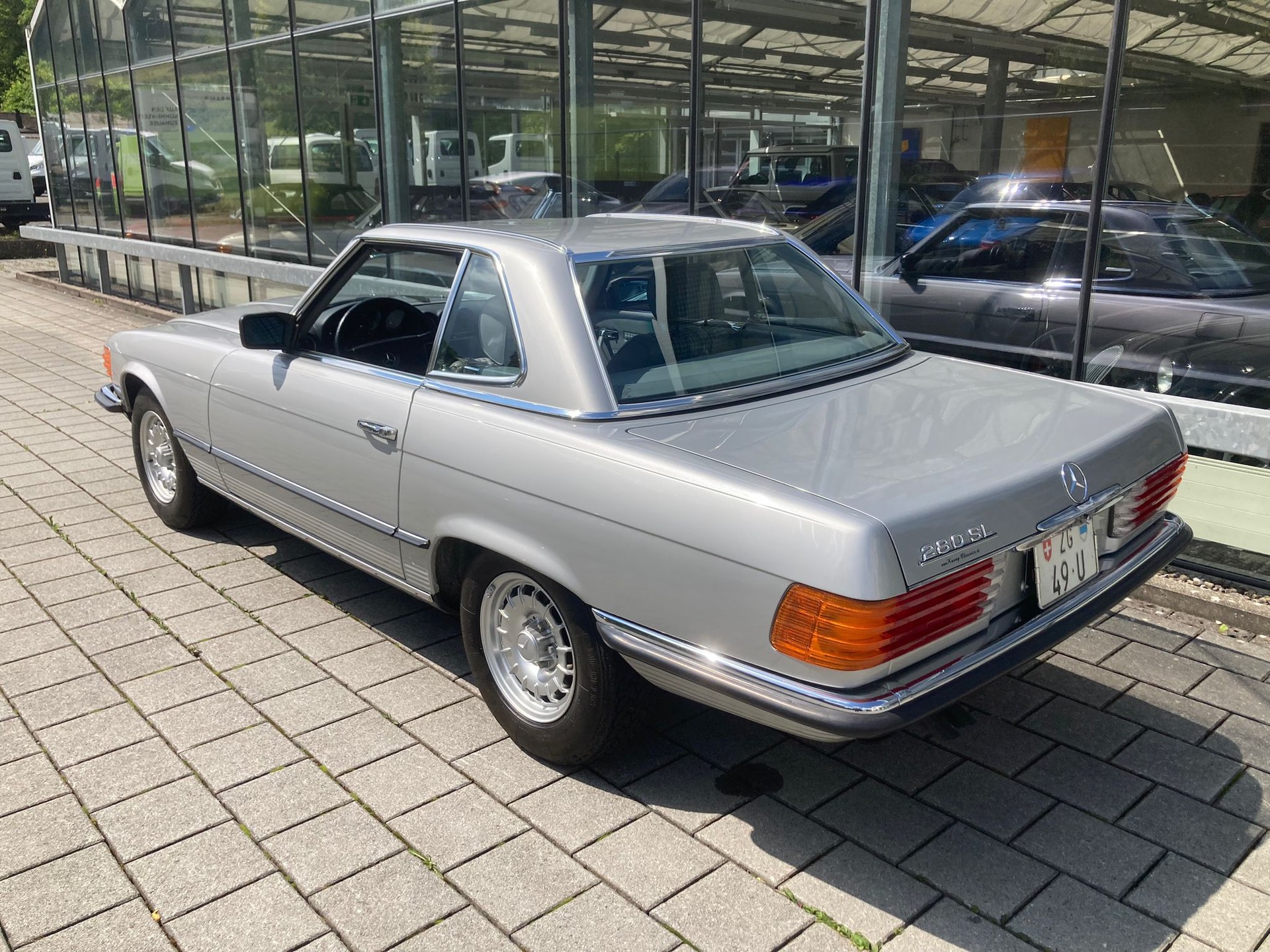 MERCEDES-BENZ SL 280-showroom-element-3