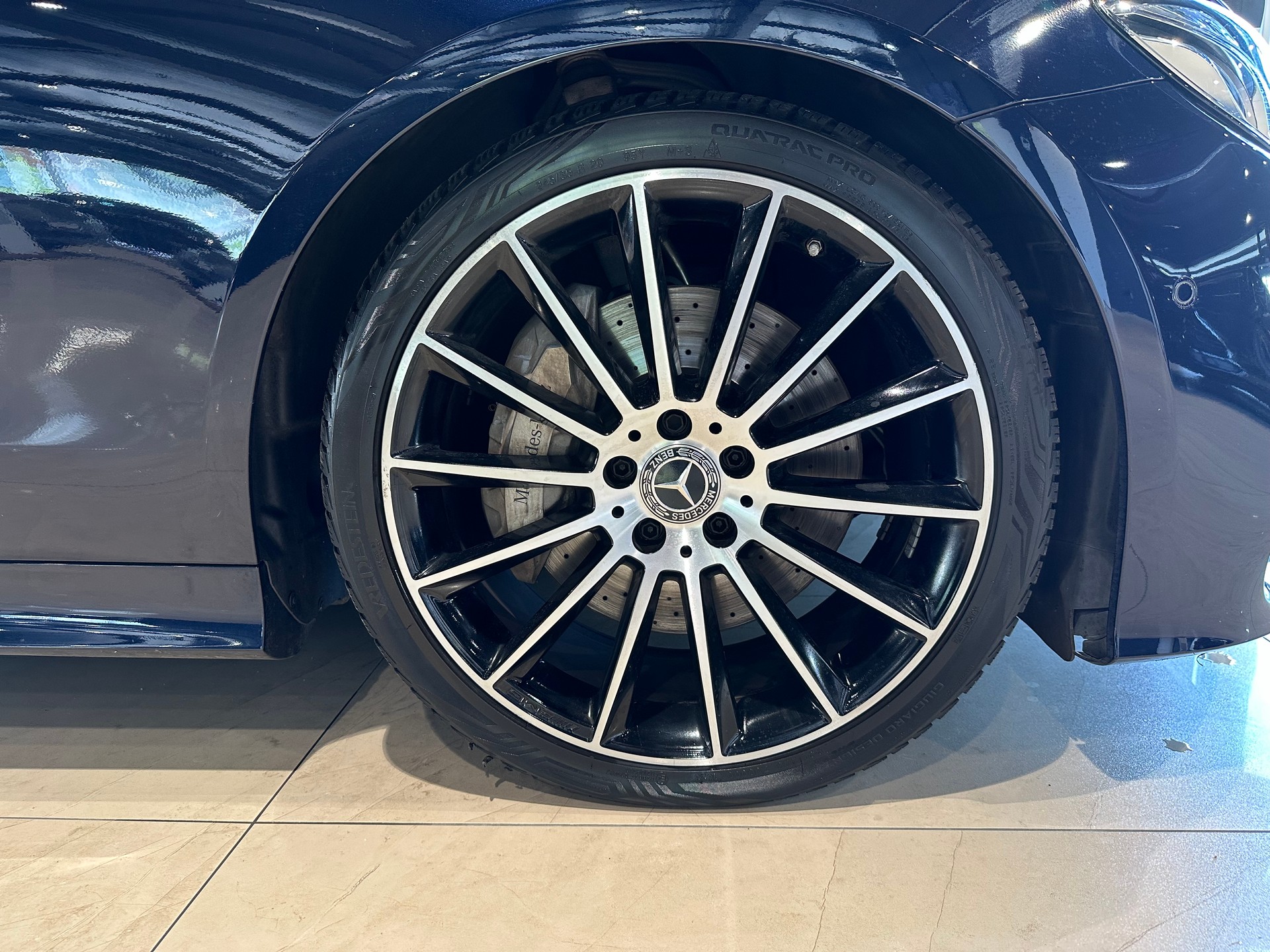 MERCEDES-BENZ E 450 Coupé AMG Line 4 Matic 9G-Tronic-image-19