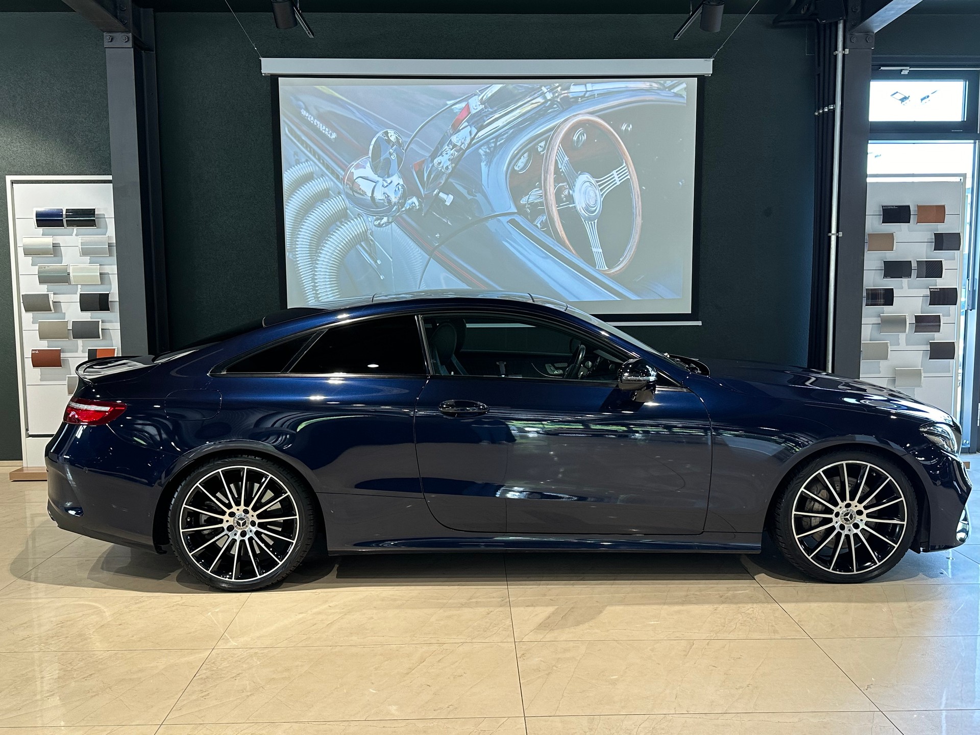 MERCEDES-BENZ E 450 Coupé AMG Line 4 Matic 9G-Tronic-showroom-element-1