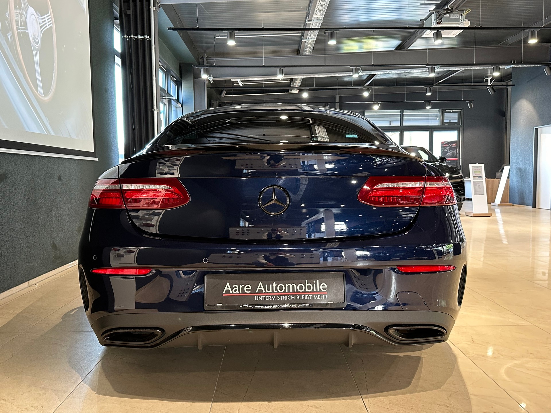 MERCEDES-BENZ E 450 Coupé AMG Line 4 Matic 9G-Tronic-showroom-element-3