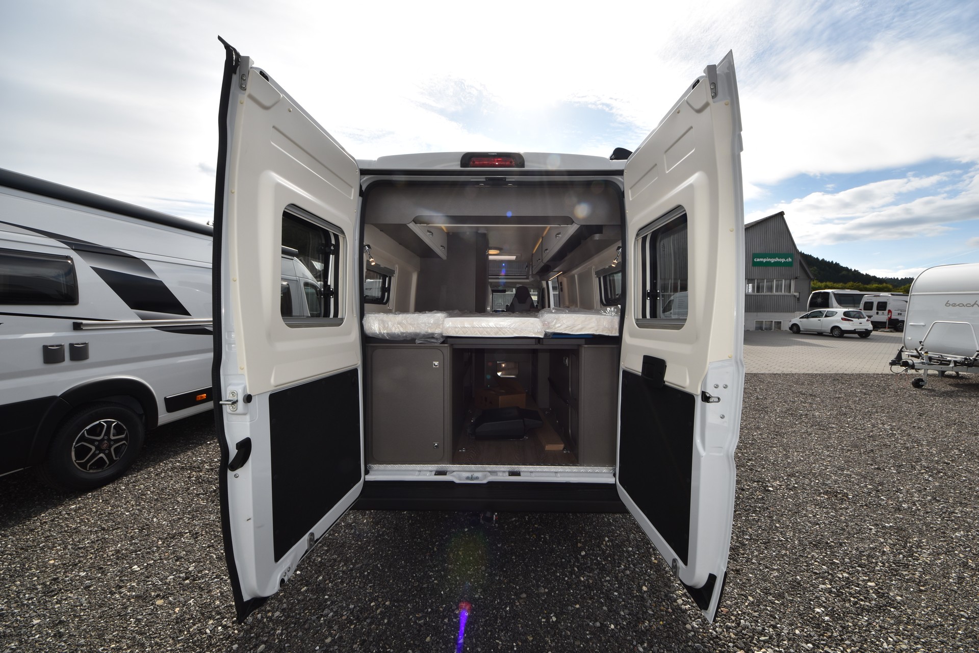 HOBBY Vantana K65 ET De Luxe-image-14