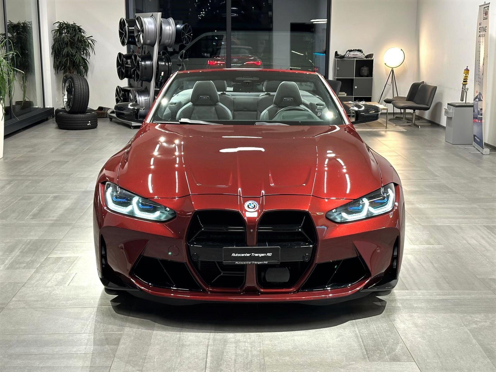 BMW M4 Cabrio Competition M xDrive-image-2