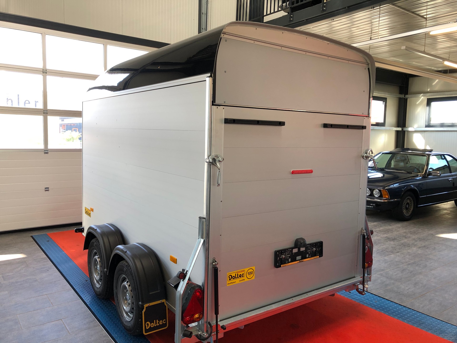 CHEVAL LIBERTE AERO C500 Roadster-showroom-element-2