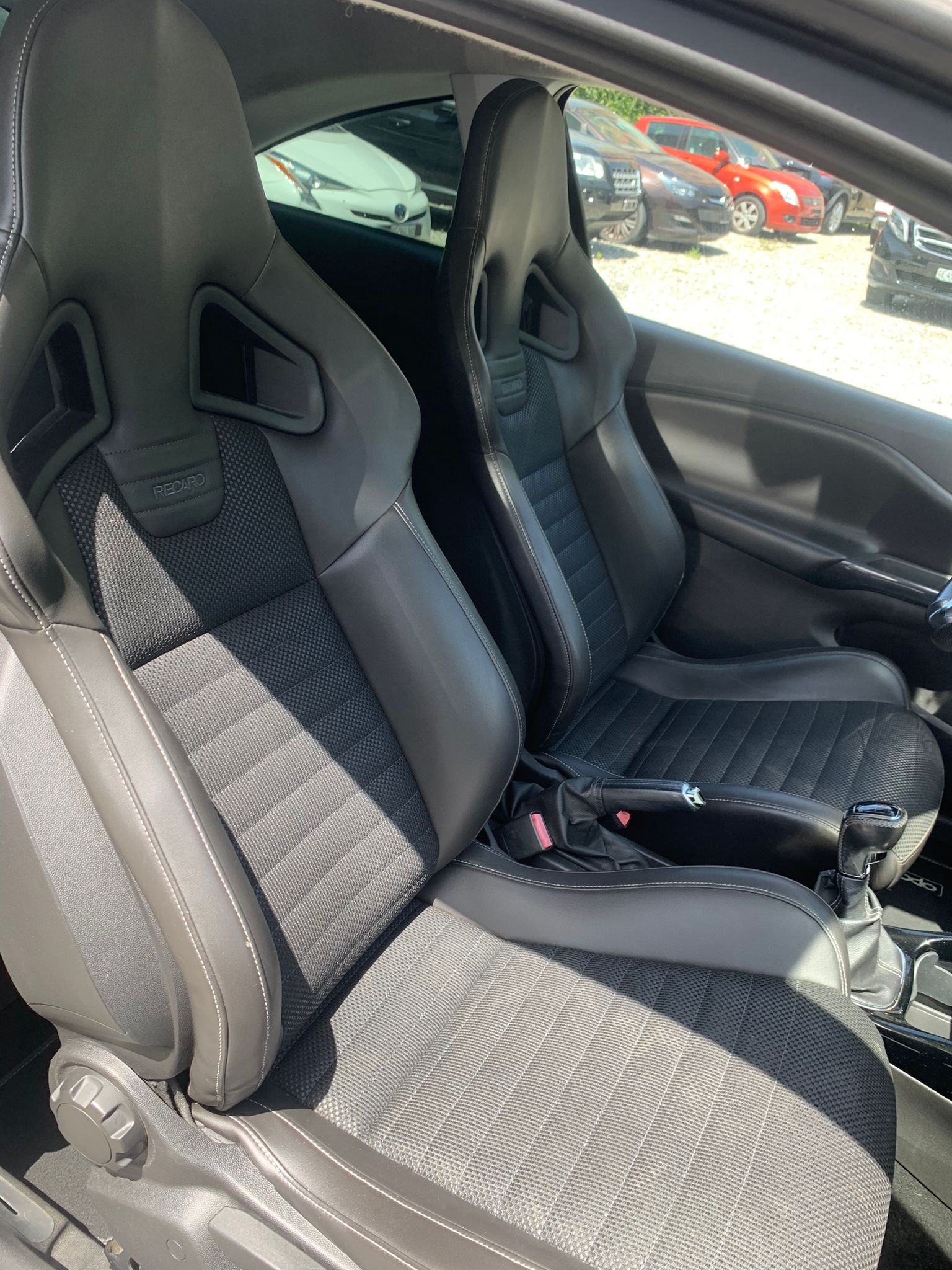 OPEL Corsa 1.6 Turbo OPC-image-9