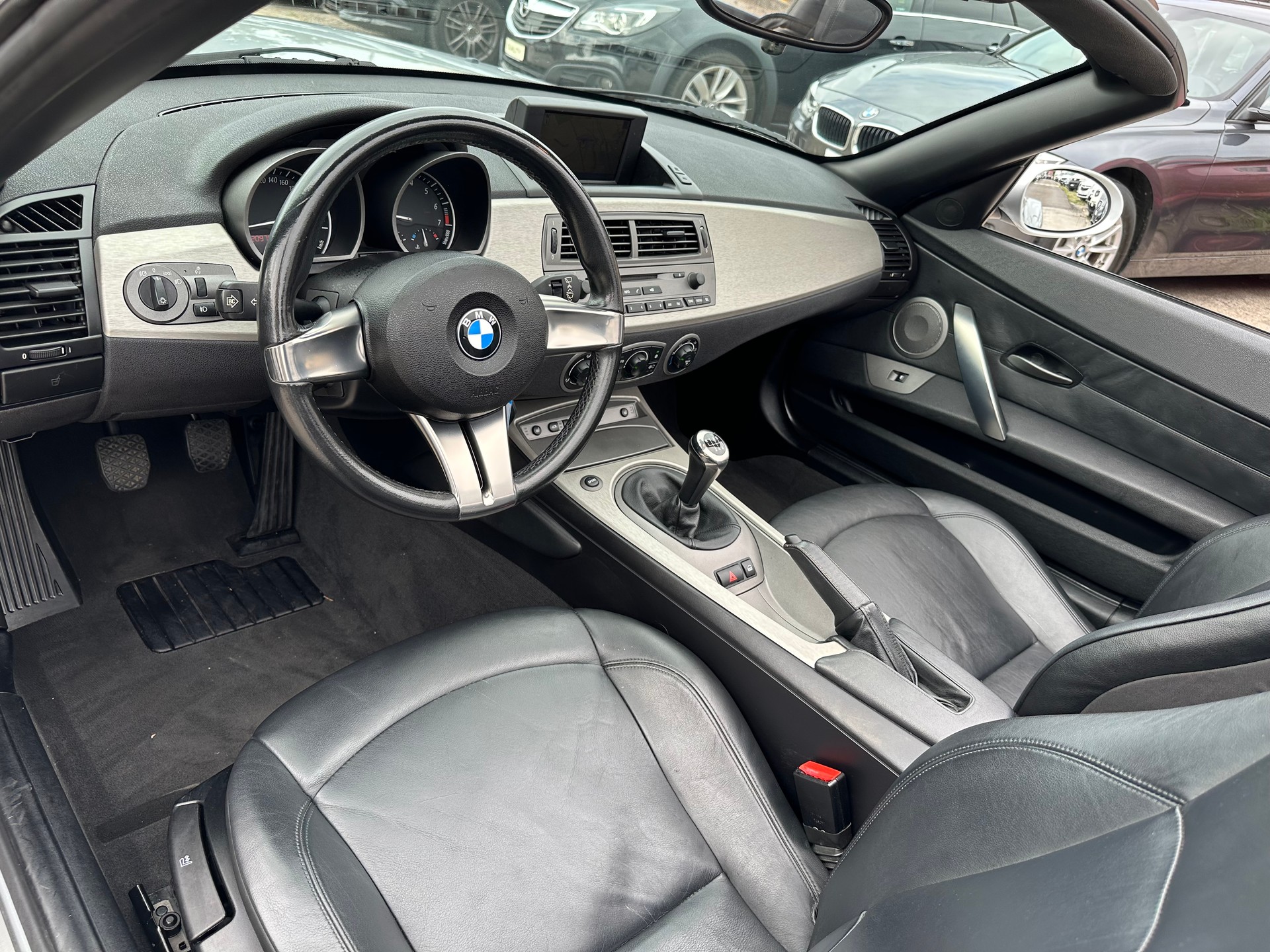 BMW Z4 3.0i Roadster 231 PS-image-11