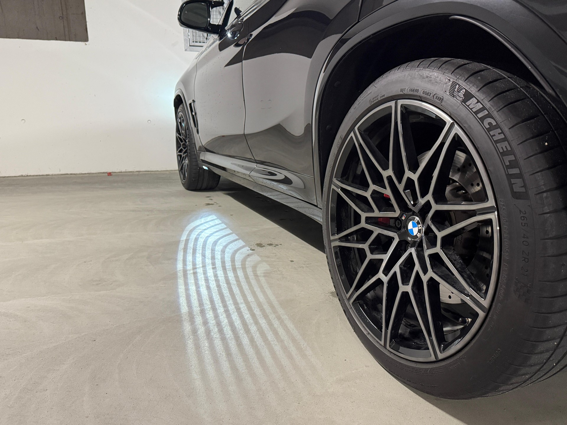 BMW X4M xDrive M Competition Steptronic-image-5