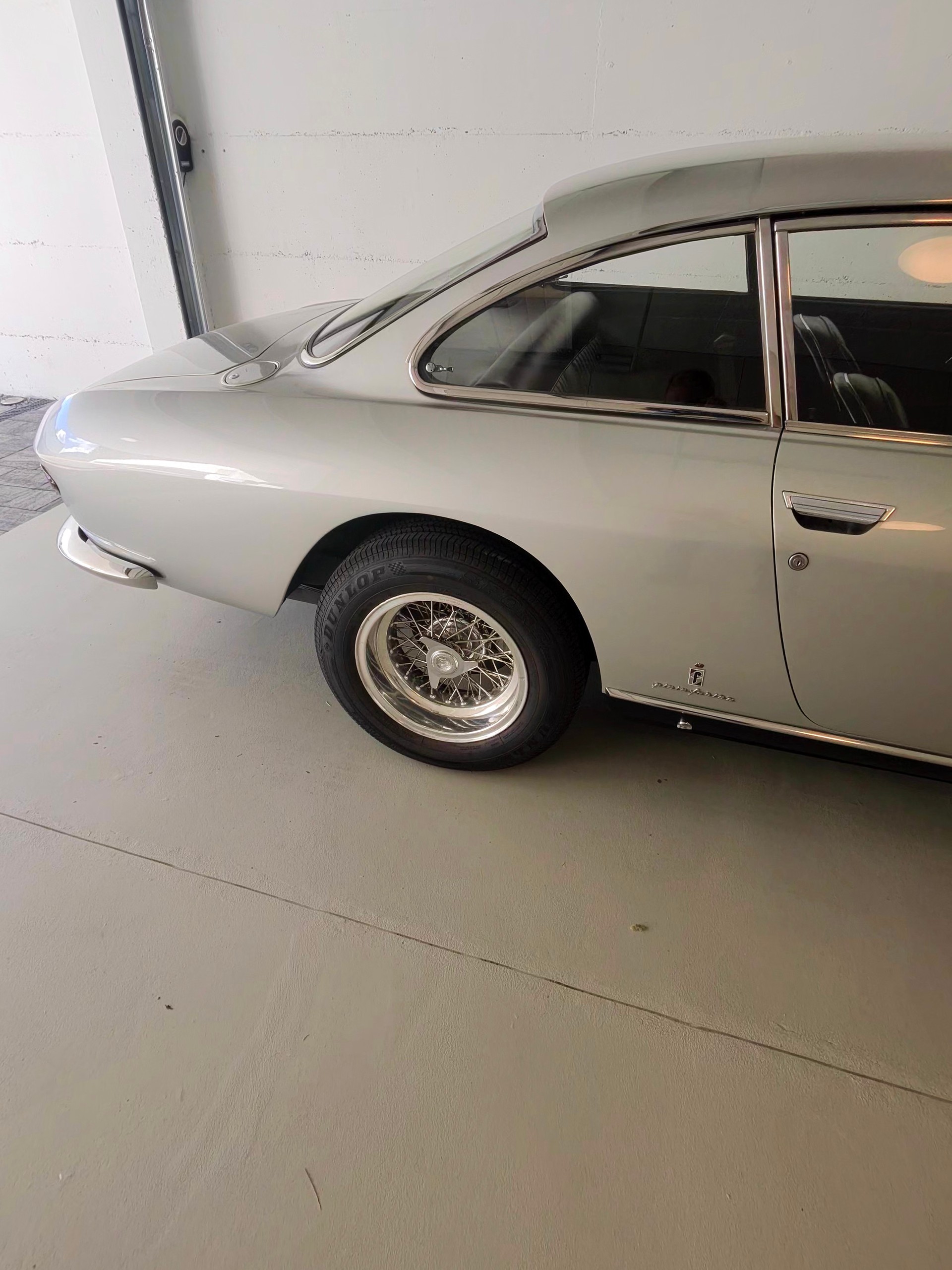 FERRARI GT 330 GT 2+2-image-1