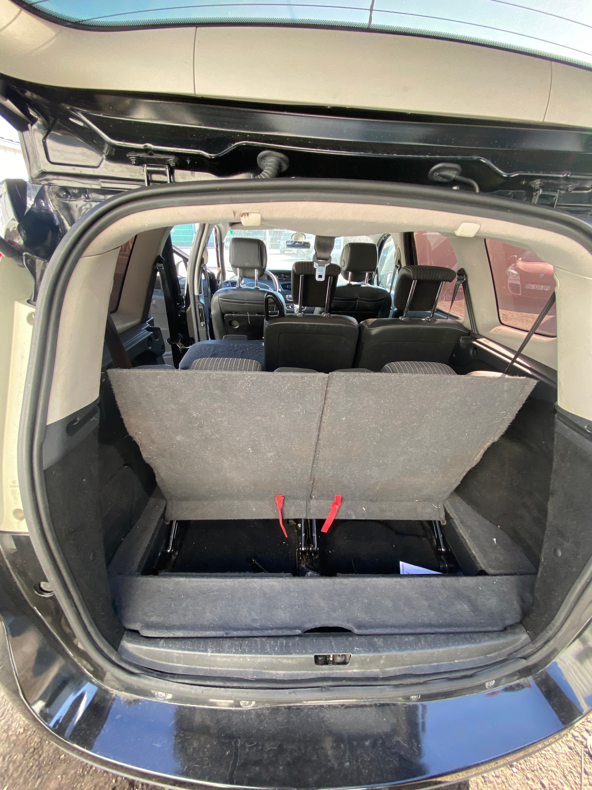 RENAULT Grand Scénic 1.5 dCi Dynamique EDC-image-4