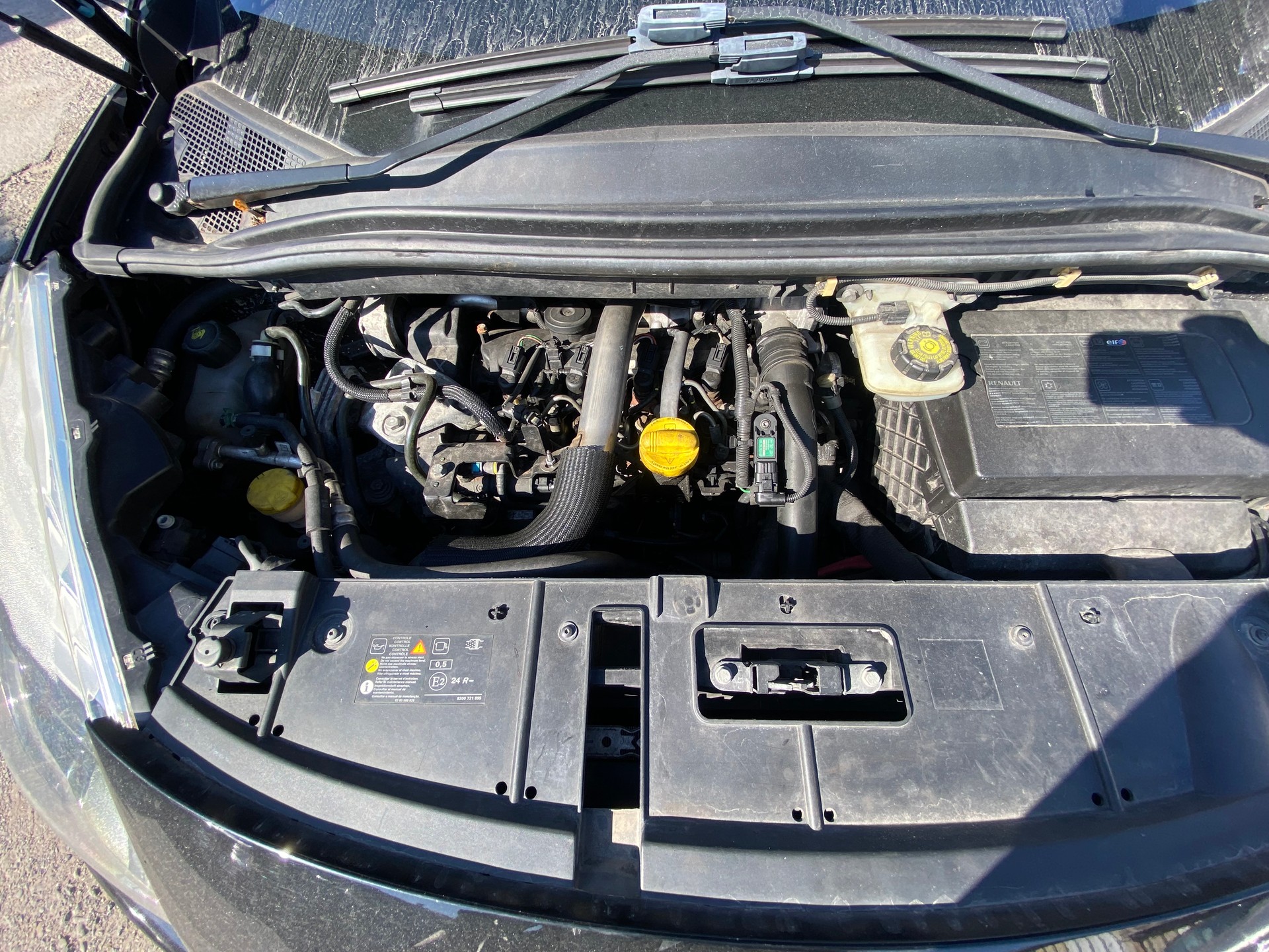 RENAULT Grand Scénic 1.5 dCi Dynamique EDC-image-9