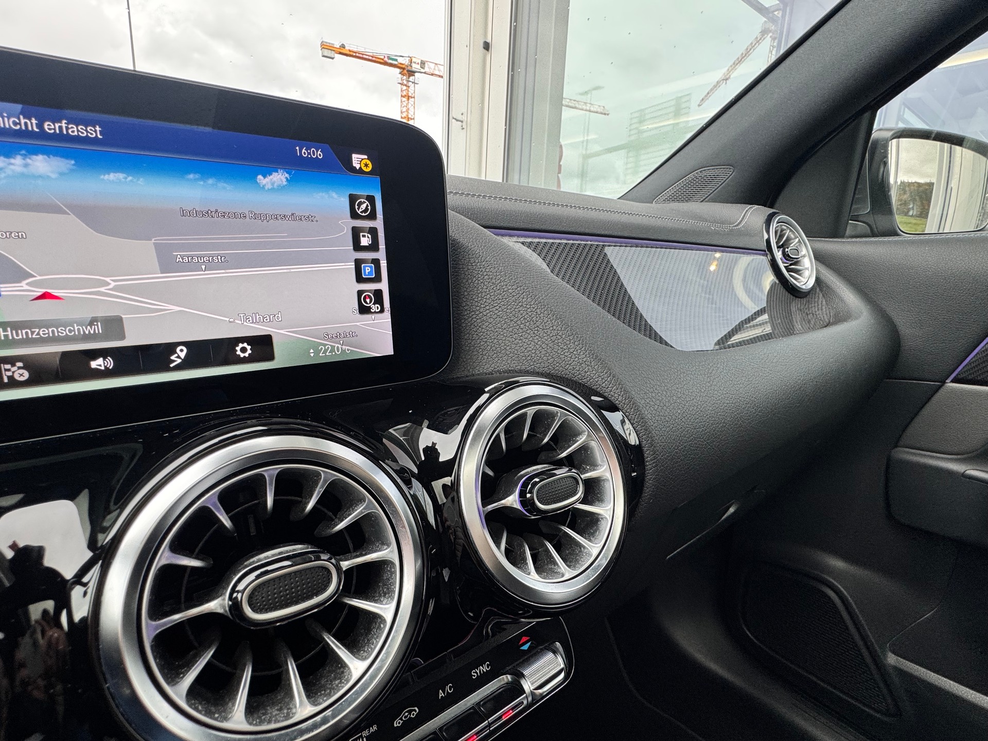 MERCEDES-BENZ GLA 35 AMG 4Matic 8G-Speedshift DCT-image-23