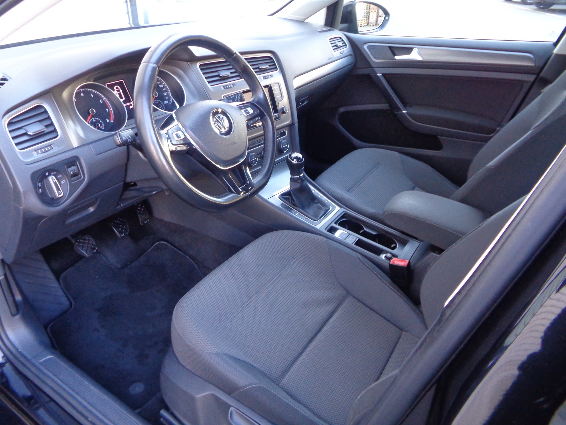 VW Golf 1.2 TSI Comfortline-image-1
