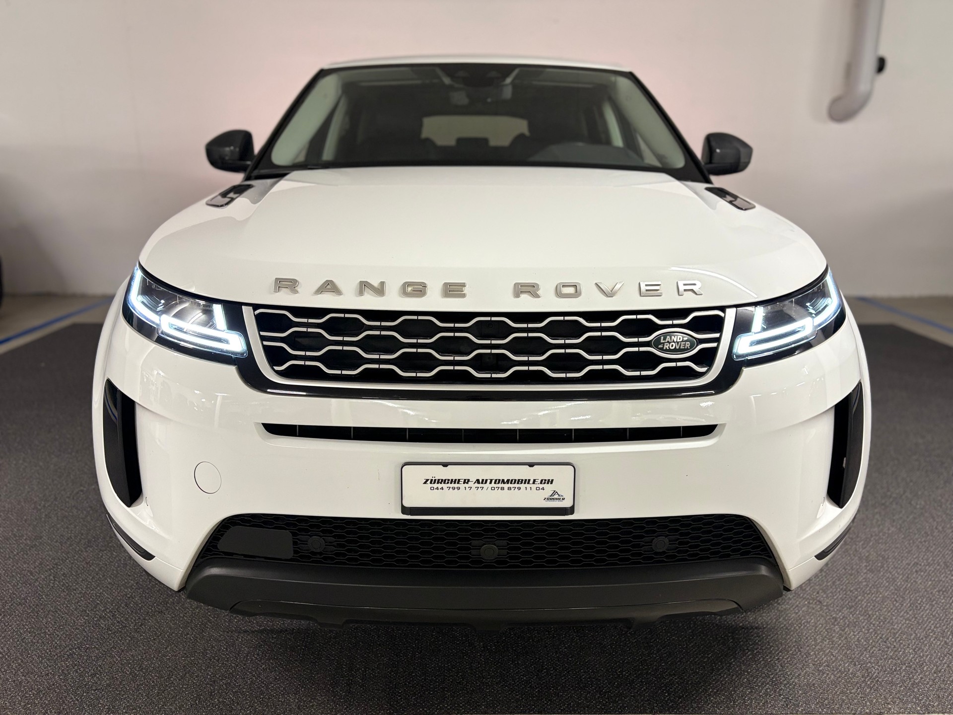 LAND ROVER Range Rover Evoque P 200 MHEV AT9-image-1