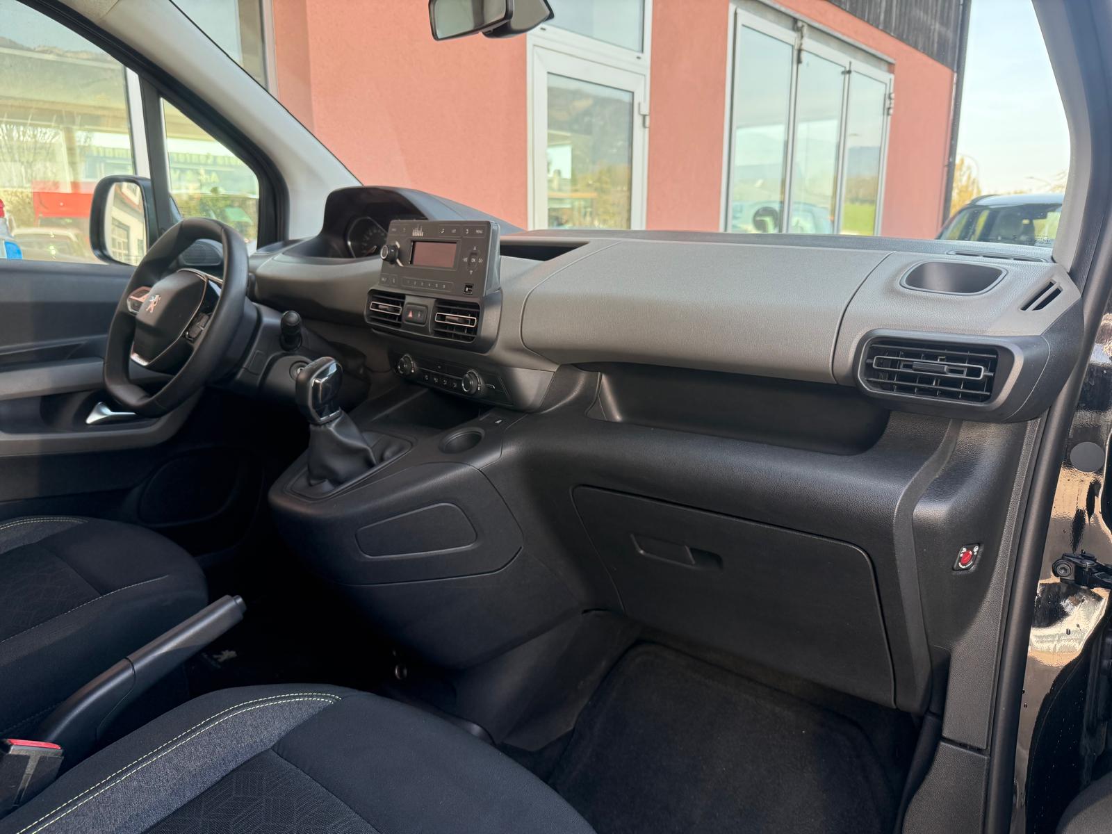 PEUGEOT Rifter 1.5 BlueHDi Active / MFK 11.2025-image-7