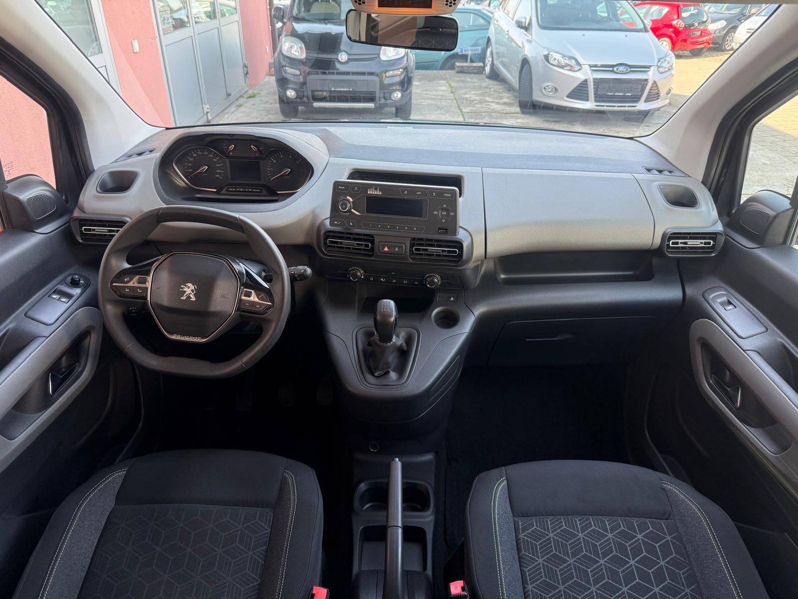 PEUGEOT Rifter 1.5 BlueHDi Active / MFK 11.2025-image-6