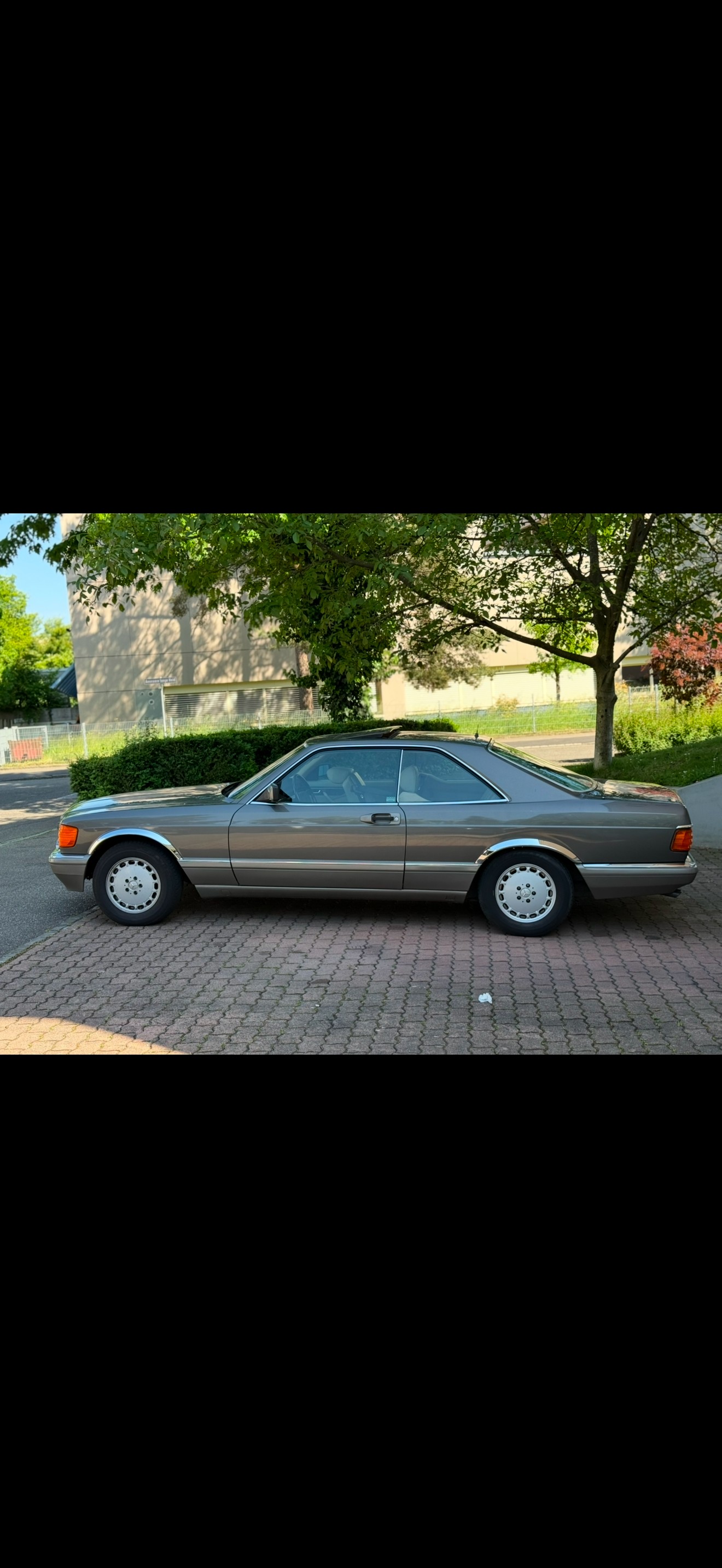 MERCEDES-BENZ 560 SEC Automatic-image-2