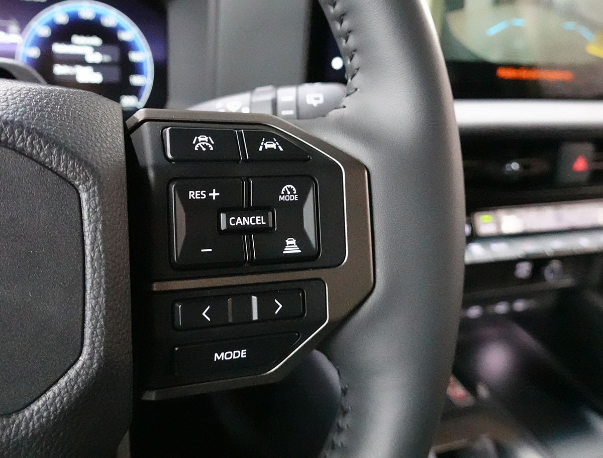 TOYOTA Land Cruiser 2.8TD First Edition-image-15