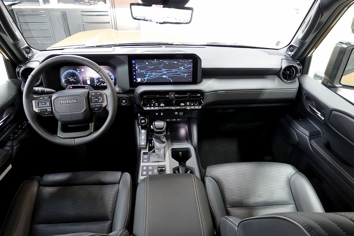 TOYOTA Land Cruiser 2.8TD First Edition-image-8