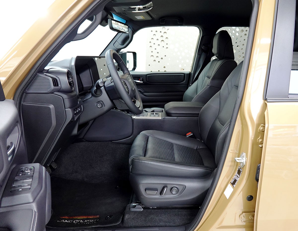 TOYOTA Land Cruiser 2.8TD First Edition-image-6