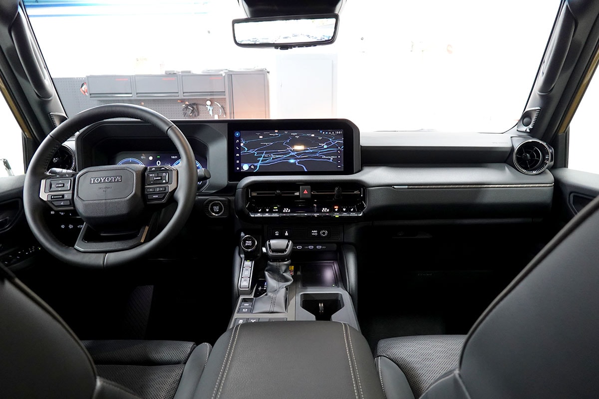 TOYOTA Land Cruiser 2.8TD First Edition-image-9