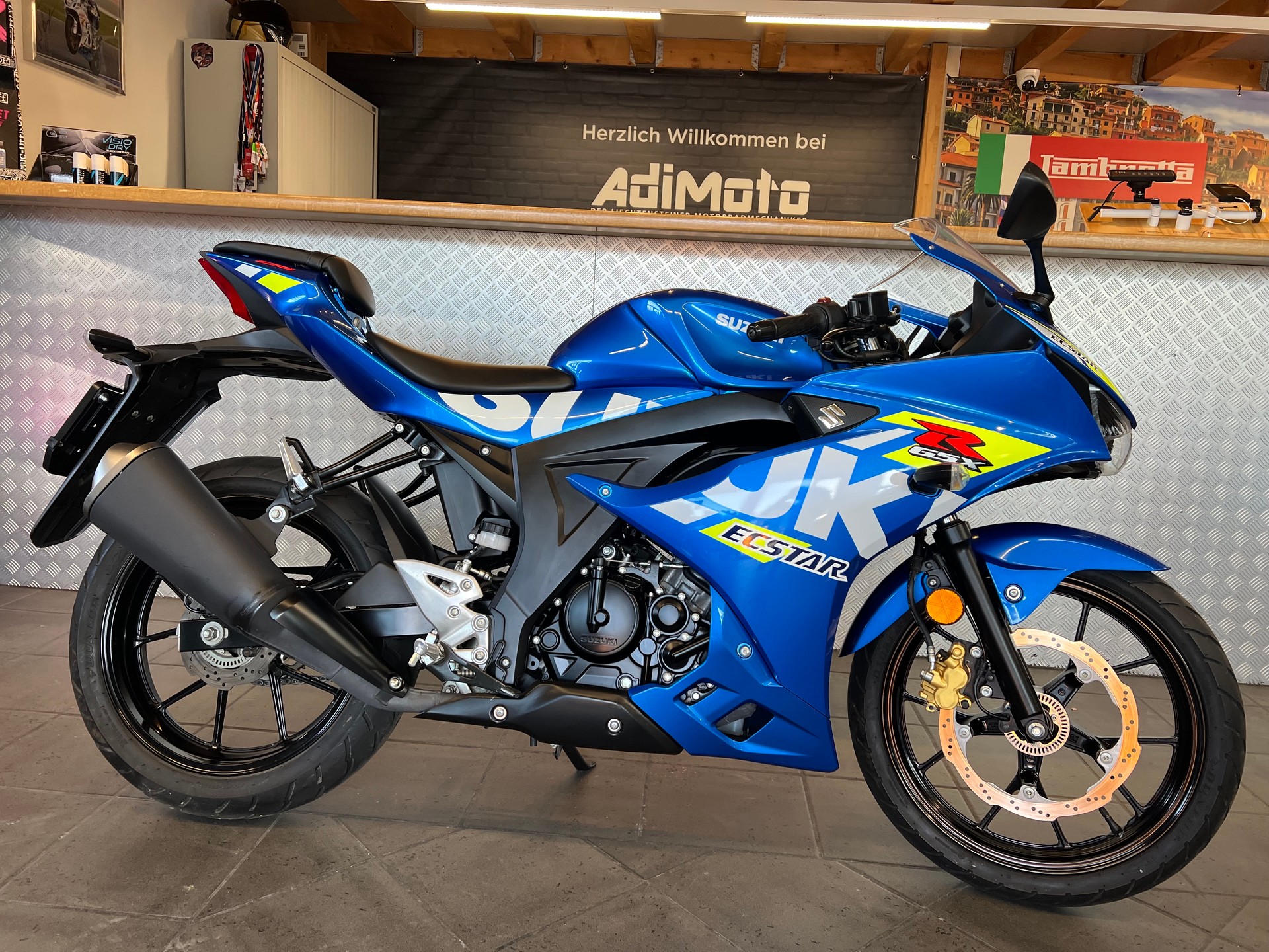 SUZUKI GSX-R 125-image-0