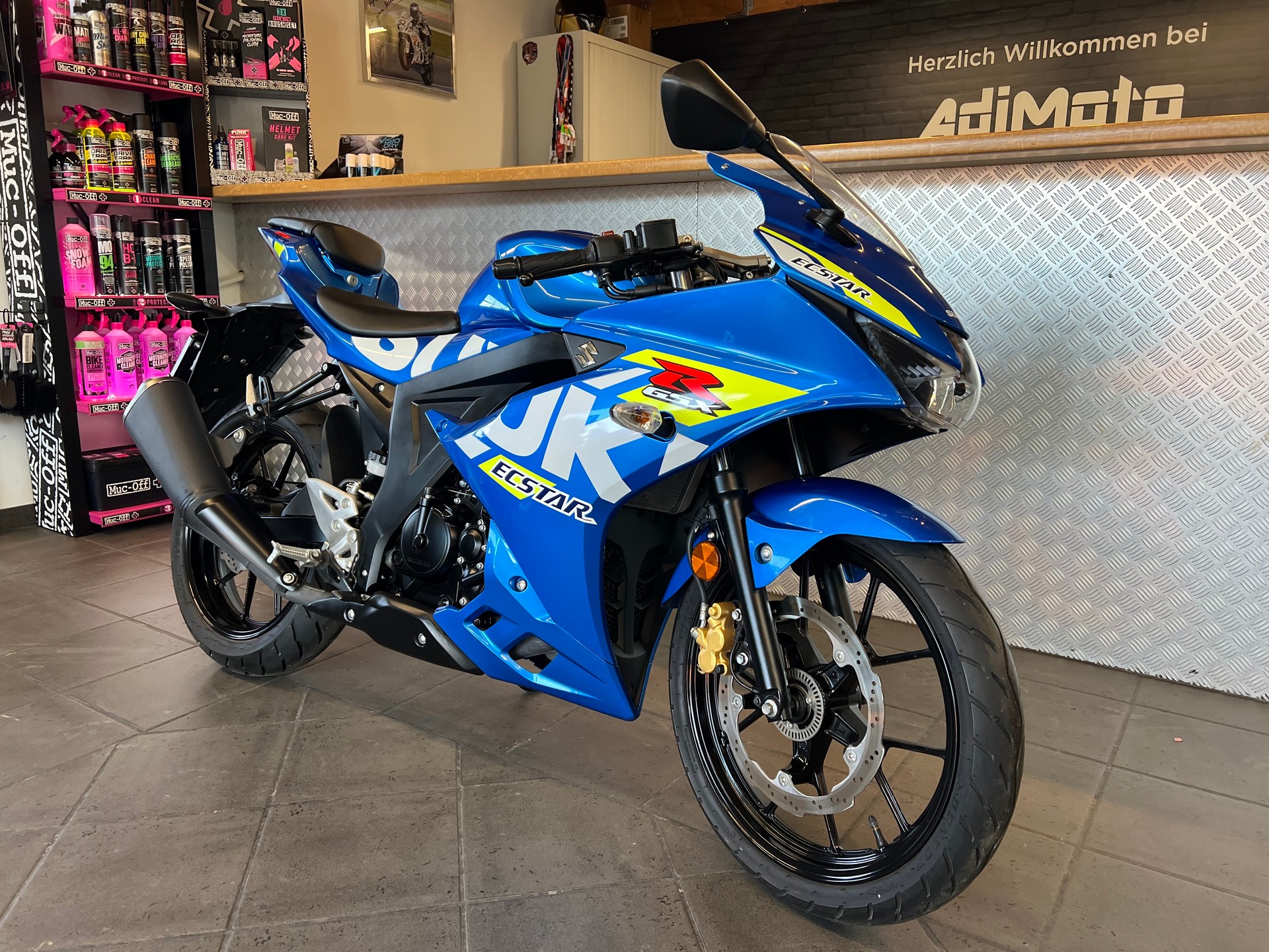 SUZUKI GSX-R 125-image-1