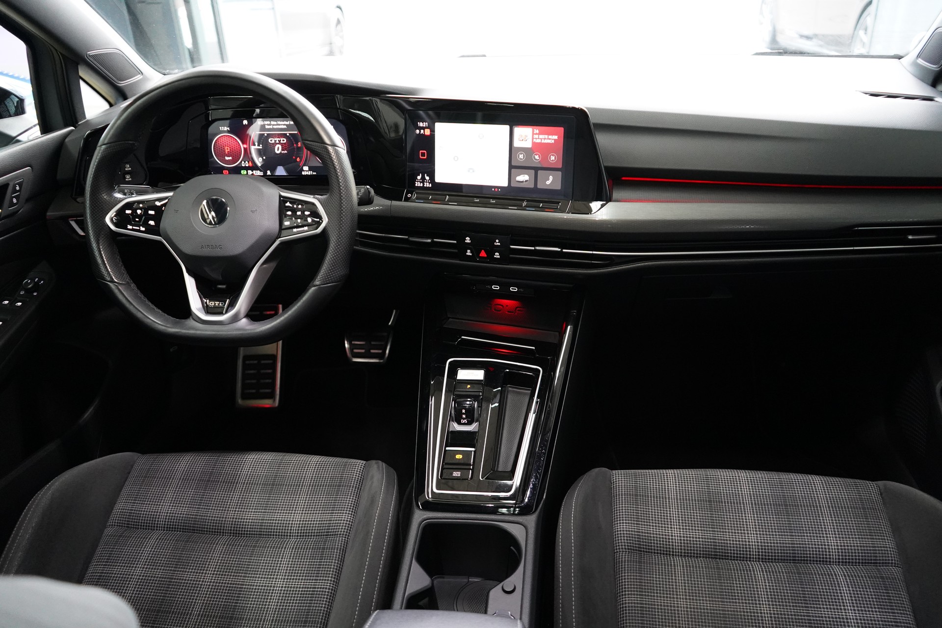 VW Golf 2.0 TDI GTD DSG-image-29