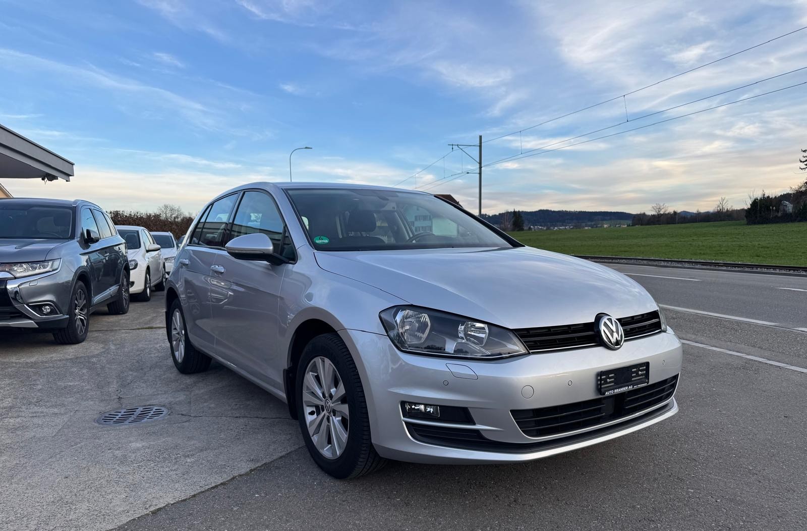 VW Golf 2.0 TDI Comfortline 4Motion-image-1