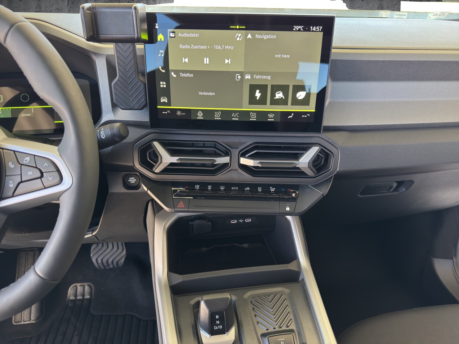 DACIA Bigster HEV 155 Journey-image-19
