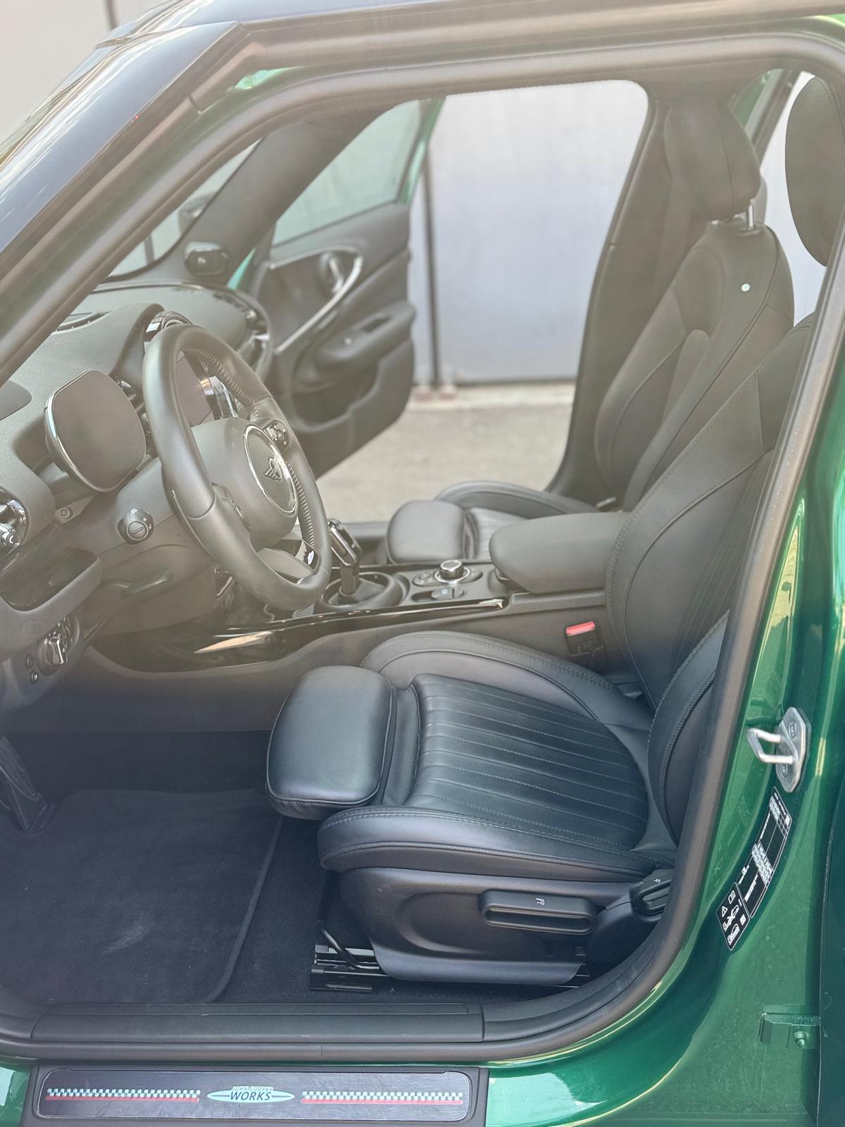 MINI Clubman Cooper John Cooper Works ALL4 Steptronic-image-8
