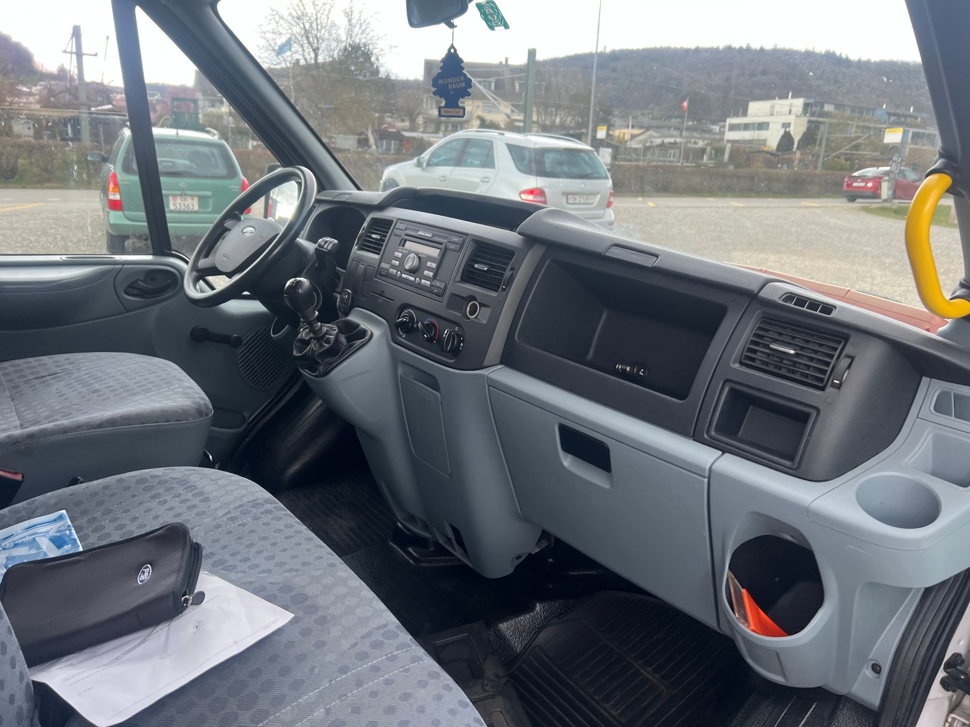 FORD Transit 2.4 TDCi 350 XL-image-10