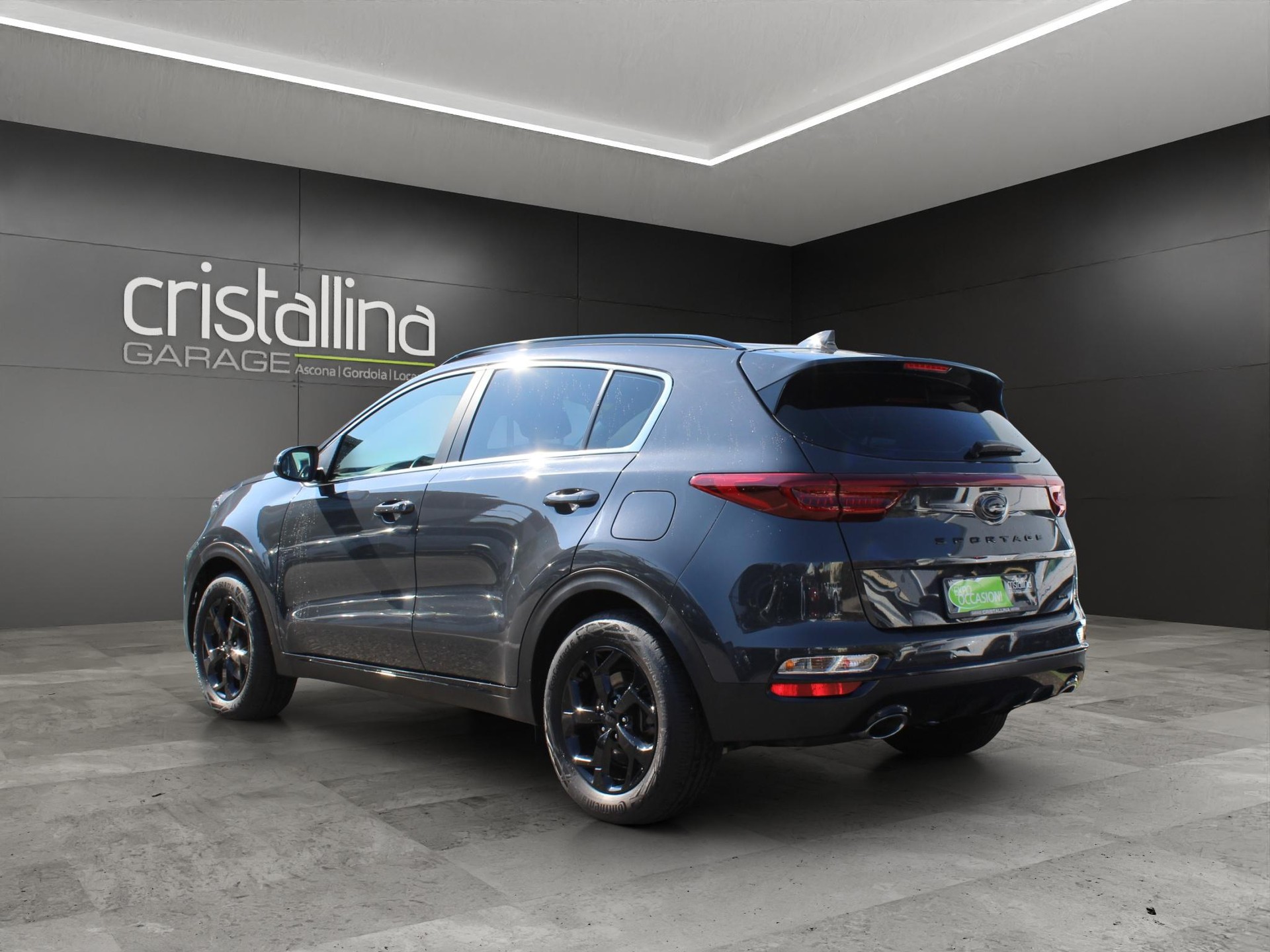 KIA Sportage 1.6 CRDi MHEV Black Edition-showroom-element-2
