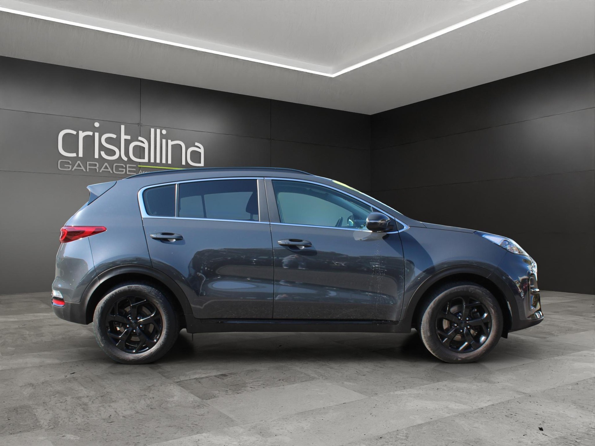 KIA Sportage 1.6 CRDi MHEV Black Edition-image-4