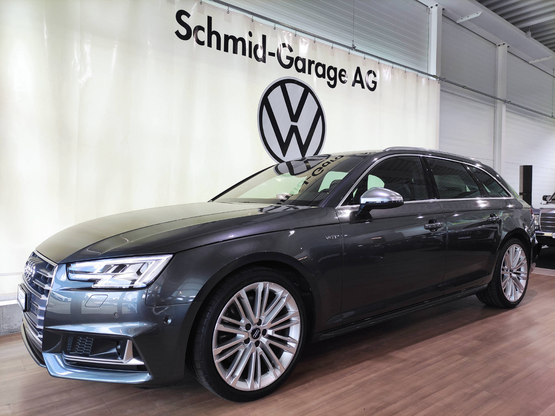 AUDI S4 Avant 3.0 V6 TFSI quattro S-Tronic-showroom-element-1