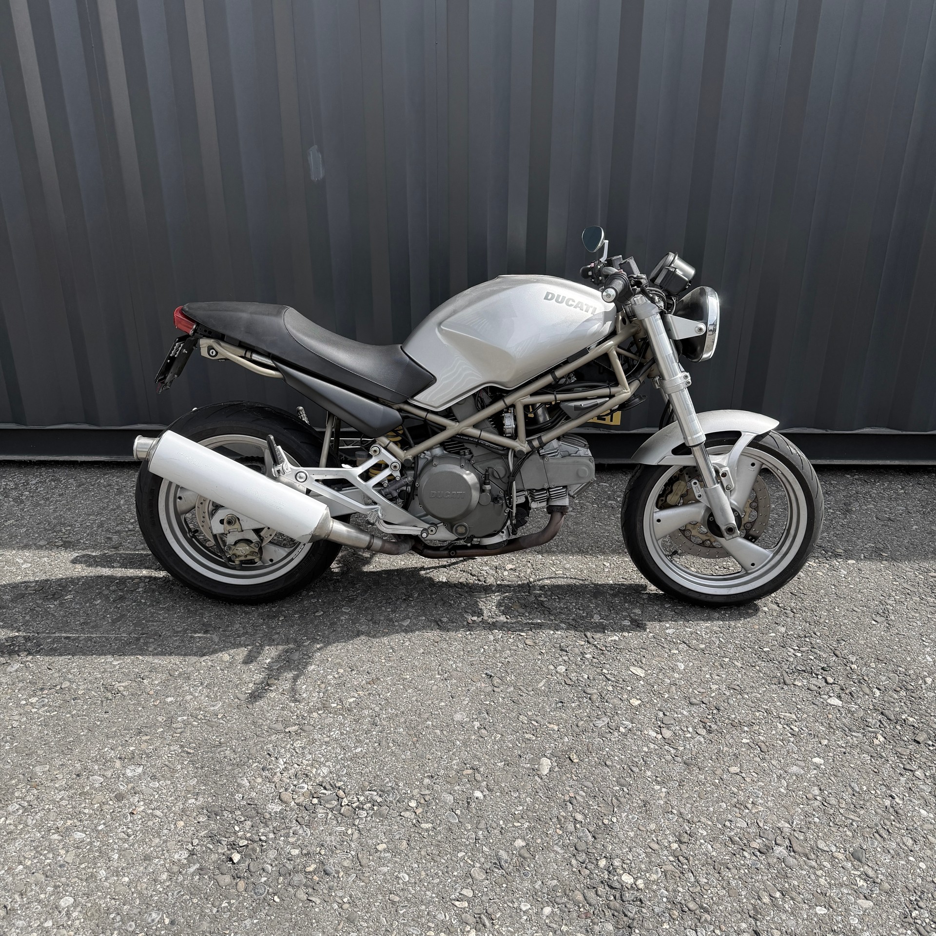DUCATI Monster 600-image-0