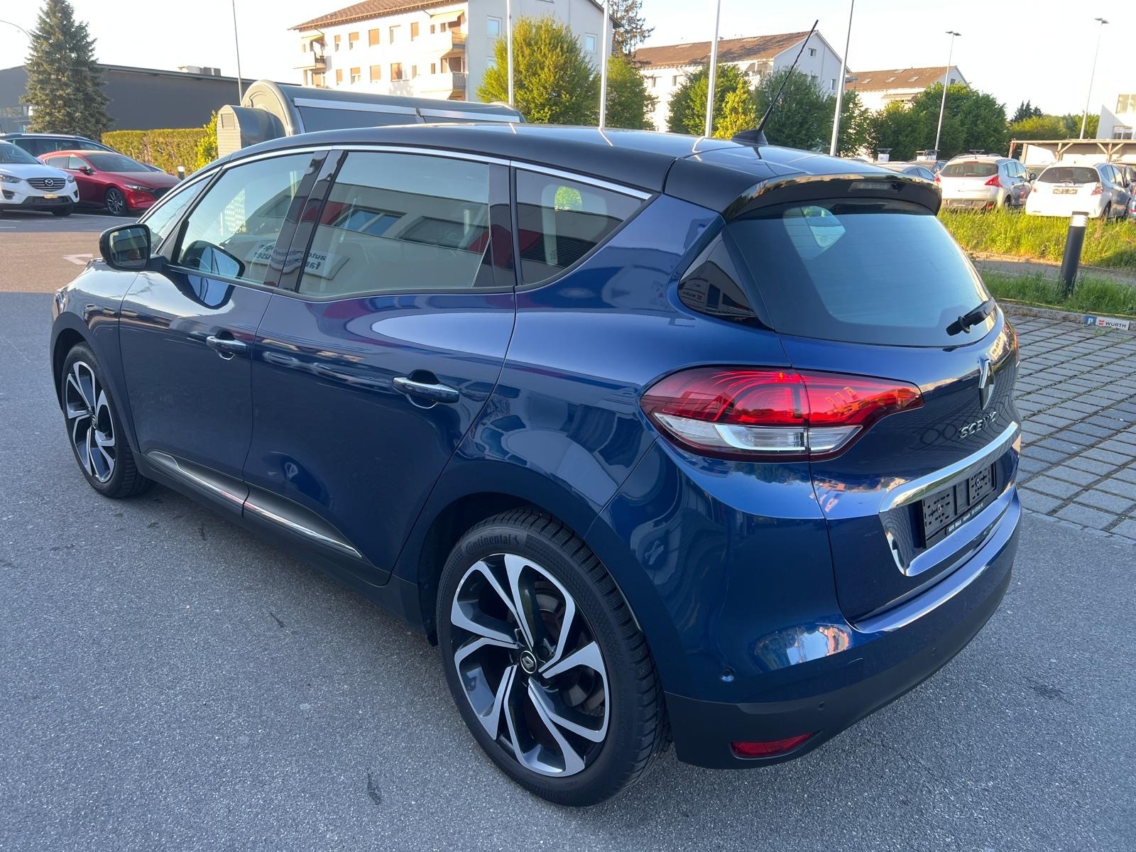 RENAULT Scénic 1.3 16V Turbo Intens-image-3