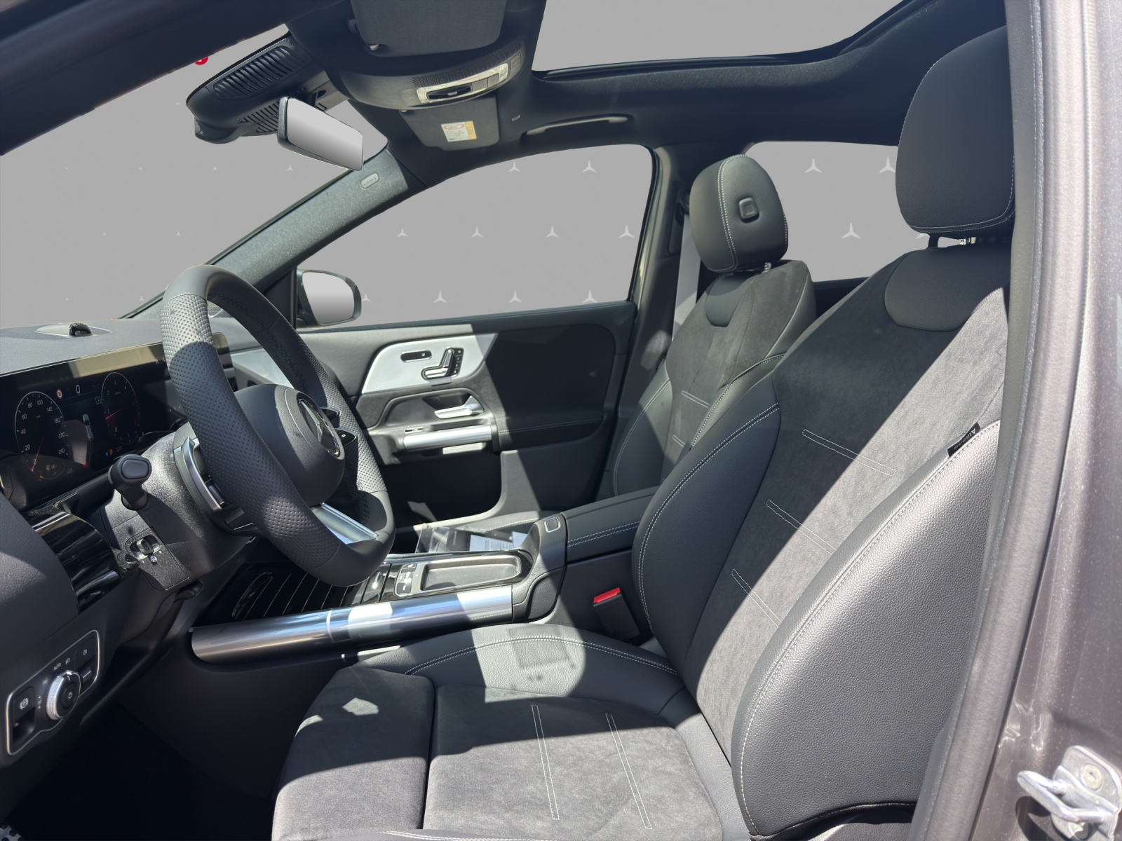 MERCEDES-BENZ GLA 220d 4Matic 8G-DCTSwiss Star-image-7
