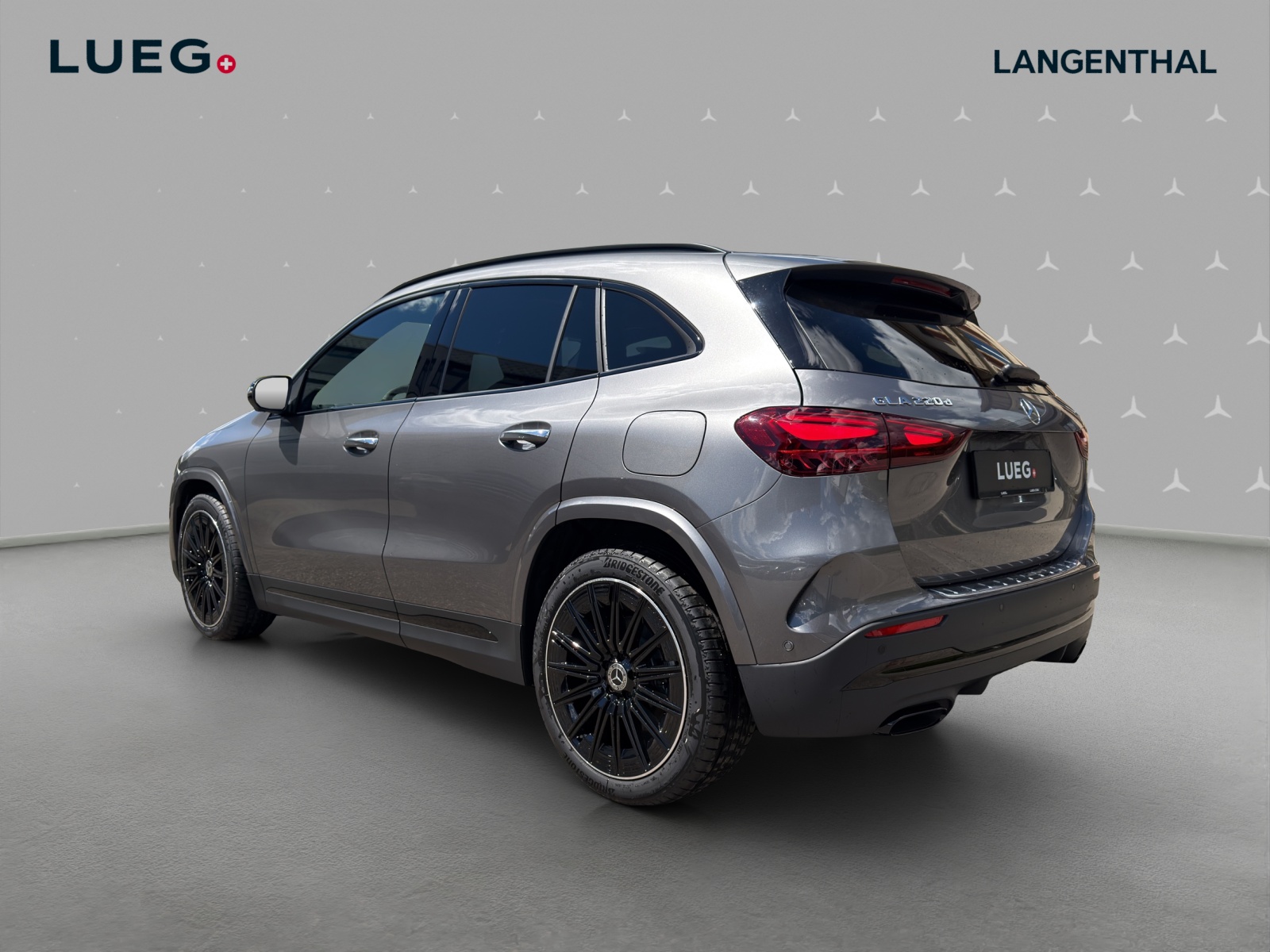 MERCEDES-BENZ GLA 220d 4Matic 8G-DCTSwiss Star-image-2