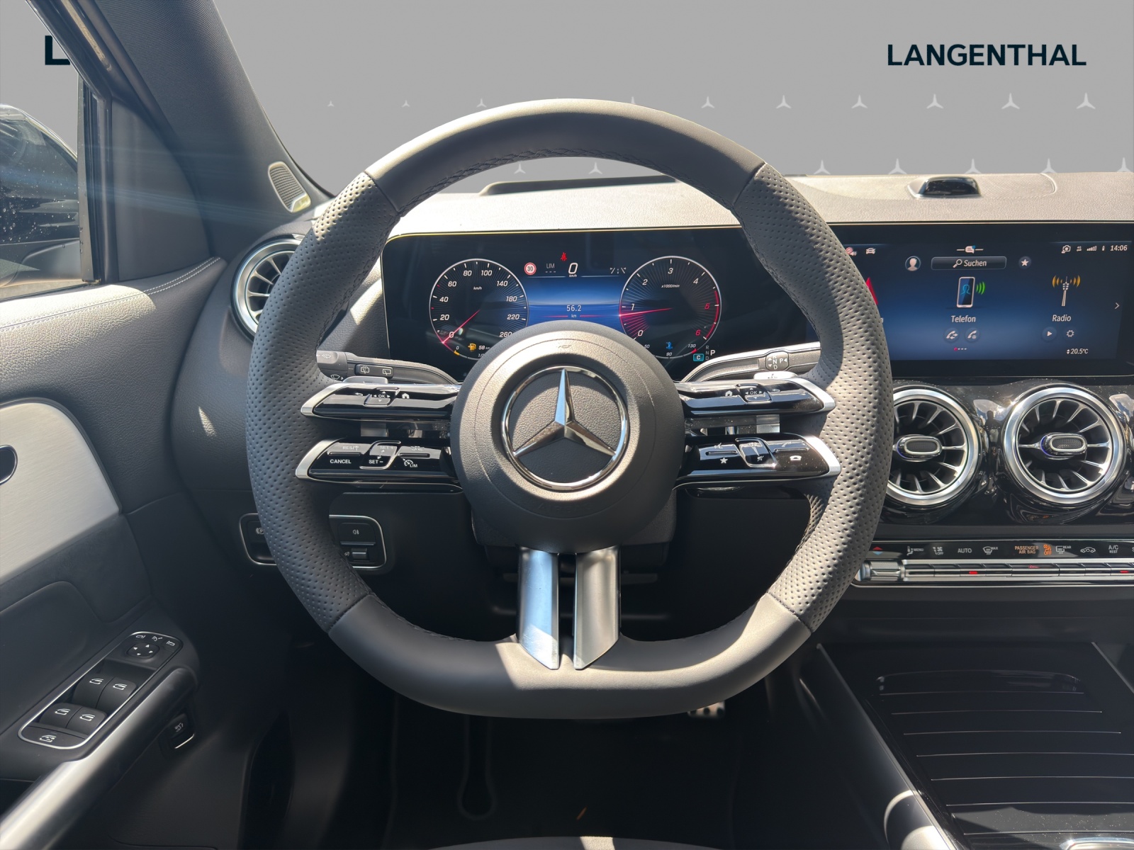 MERCEDES-BENZ GLA 220d 4Matic 8G-DCTSwiss Star-image-9