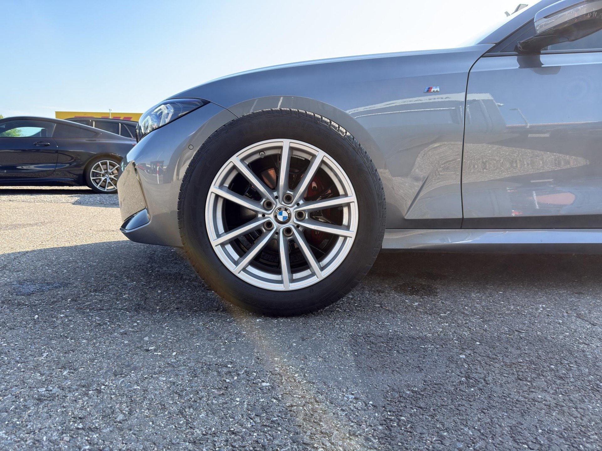 BMW 320d xDrive 48V Steptronic M Sport-image-11